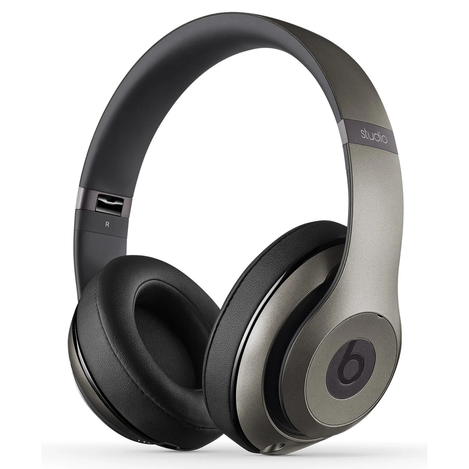 overear-studio-2-black-standard-side-2-O.png