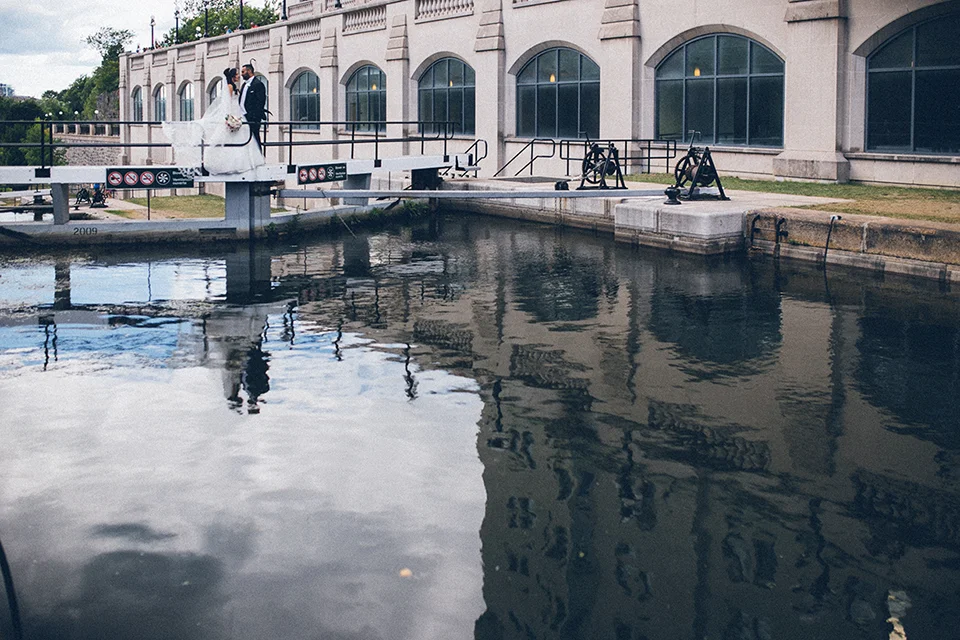 (above) Beautiful capture by Viktoriya on the canal, so happy that she was able to help out.