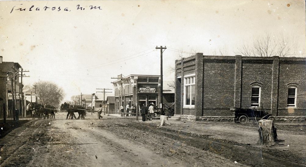  Looking west at Granado &amp; 3rd intersection. Courtesy of Historic Society. 