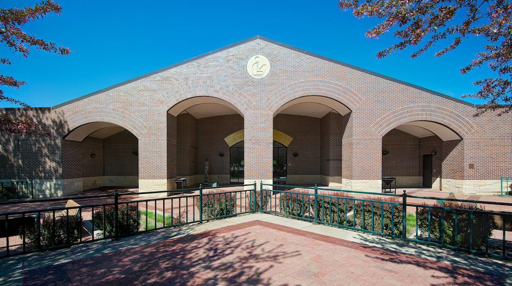 Fort Dodge Library Entrance