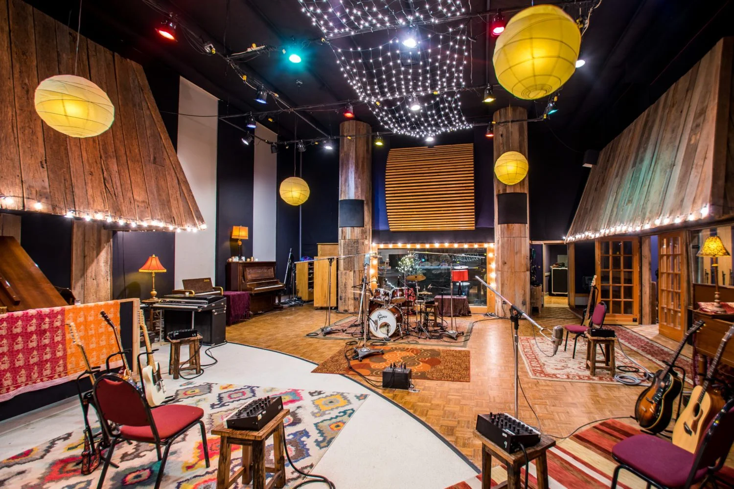 image-Lipscomb-sound.jpg