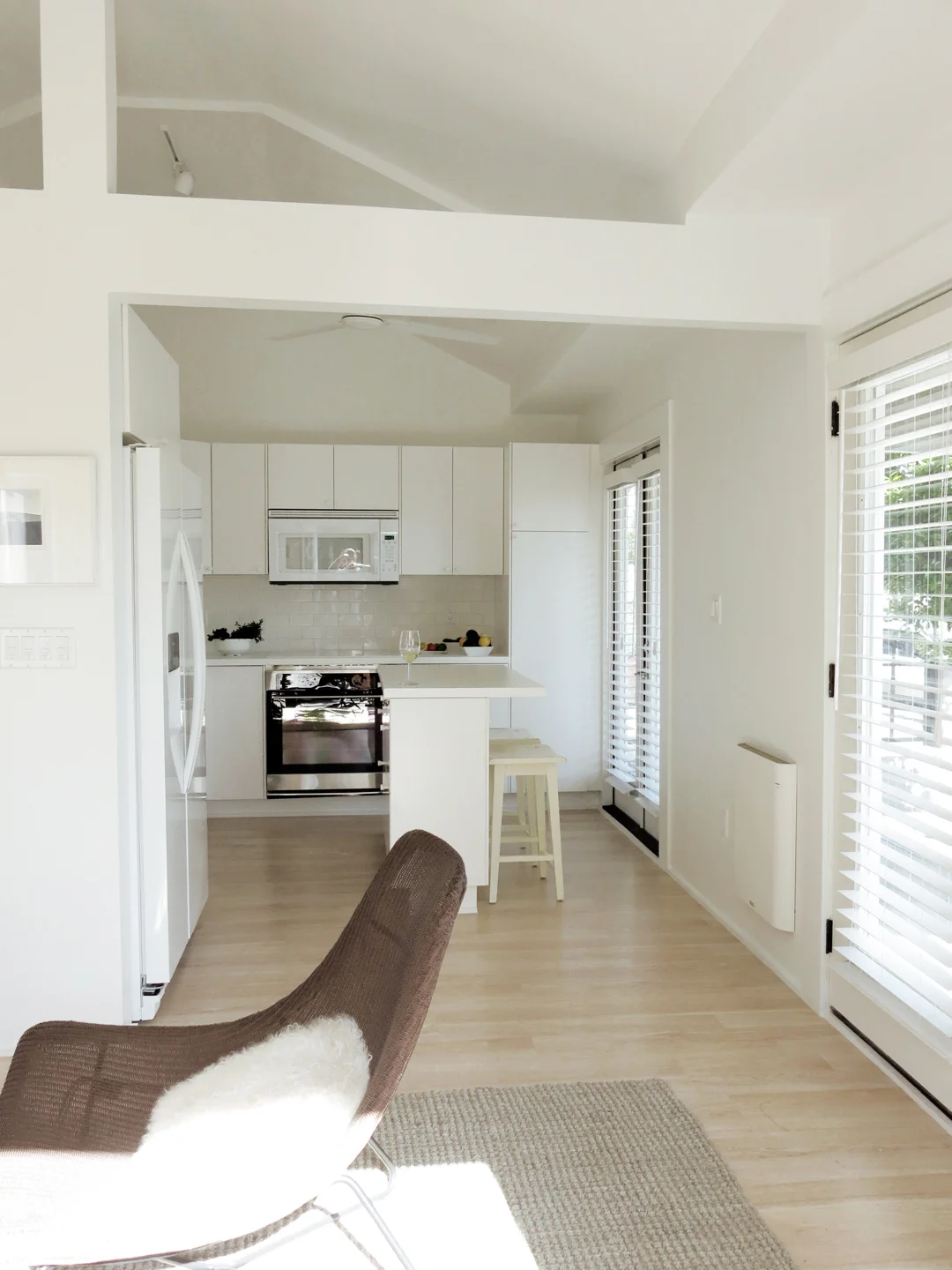 kitchen_lores_3860.jpg