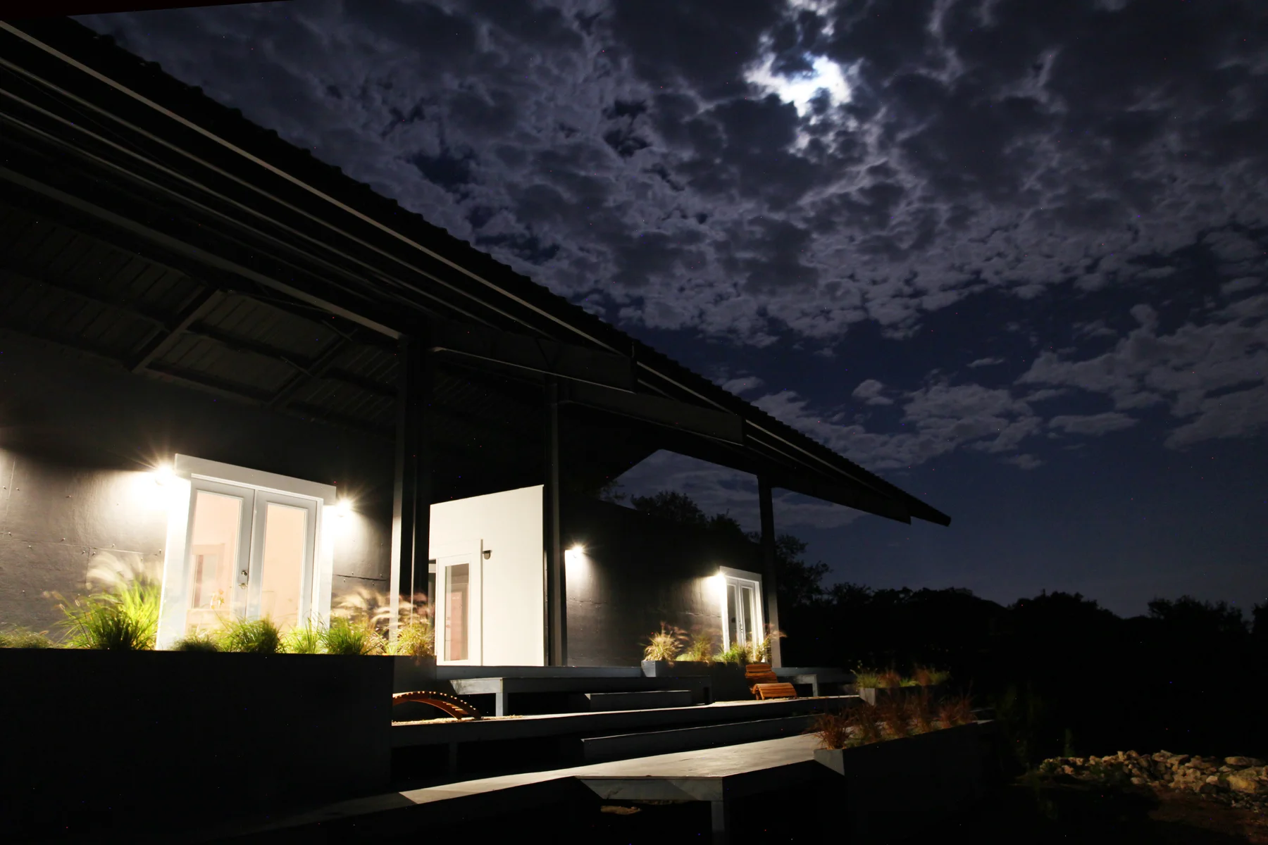 02_night_lo.res_8247.jpg