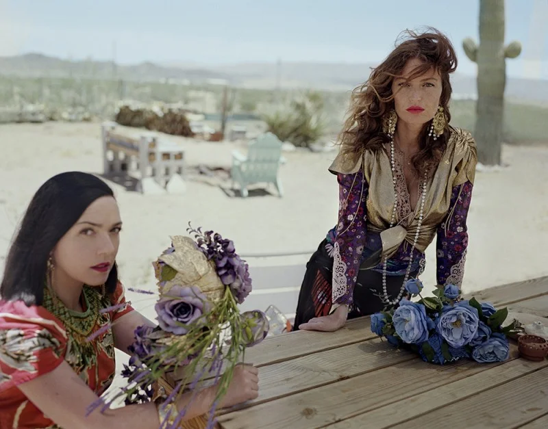 BRIGETTE Sensual Miami roller-disco from the Paris duo Brigitte, aka the disco-charged Parisien duo Sylvie Hoarau and Aurélie Saada, seek to tap into the era of Studio 54 to find a gaze that was not filtered through male eyes only for J’sais Pas. “We wanted to show a feminine view about sex and women: something hypnotic, sen- sual, but not vulgar. We women like to see a sexy girl too. We filmed a real woman roller-skating without showing her face, focusing on her ass in little shorts, to portray everywoman. Disco is about these women: The Helmut Newton women, the Guy Bourdin women. When you say the name Brigitte in France, you think of glamorous names: Brigitte Bardot, Brigitte Lahaye, a porn star in the 70s, or Brigitte Fontaine. But Brigitte is also the name of the woman next door.” 