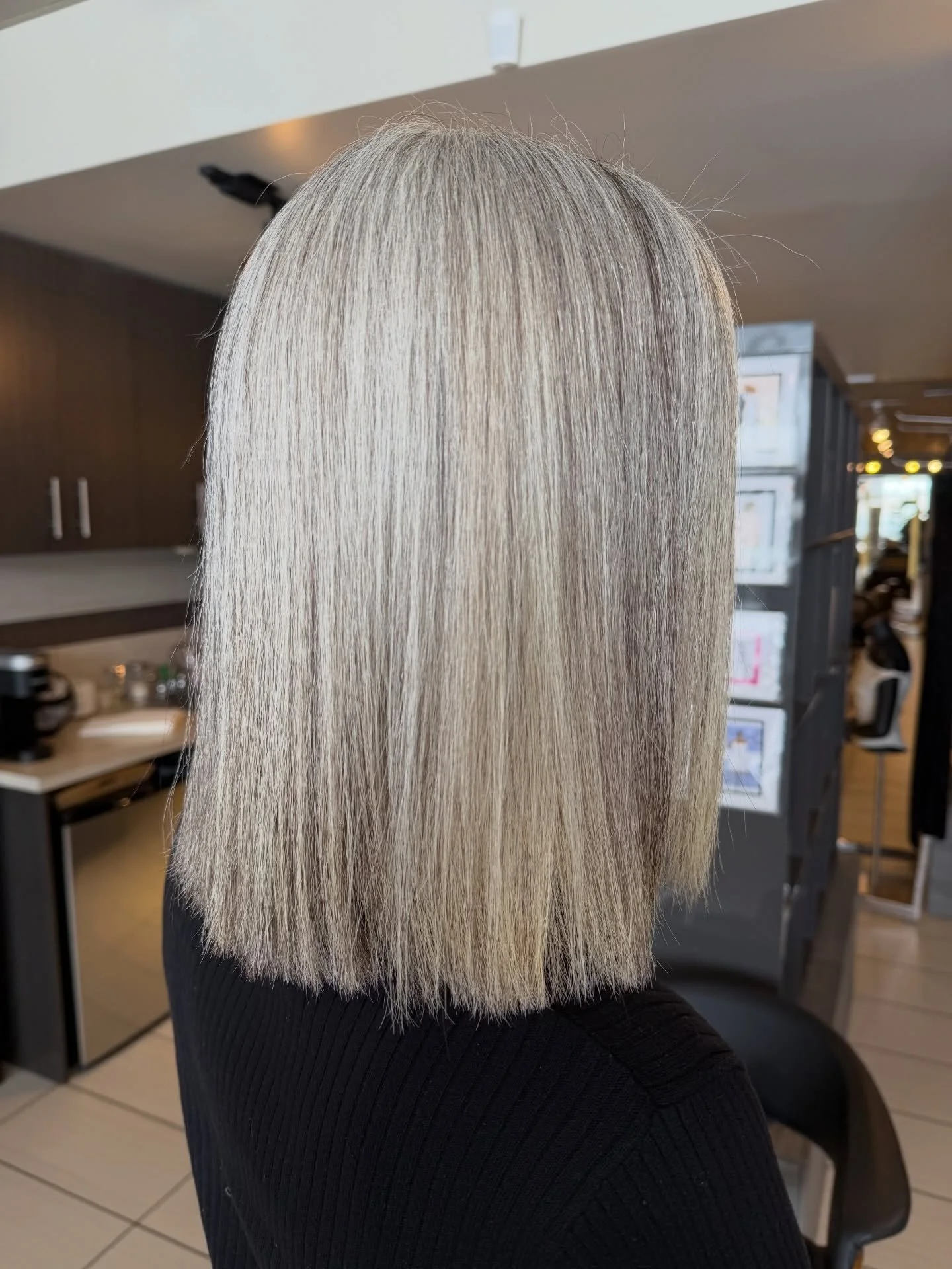 ✨BEFORE &amp; AFTER ✨- pro addiction smoothing treatment. Both are blow dried no styling products. If you struggle with textural issues  or frizziness. Or simply want your hair smooth with minimal styling everyday.. this is for YOU! 🤩 #proaddictiont