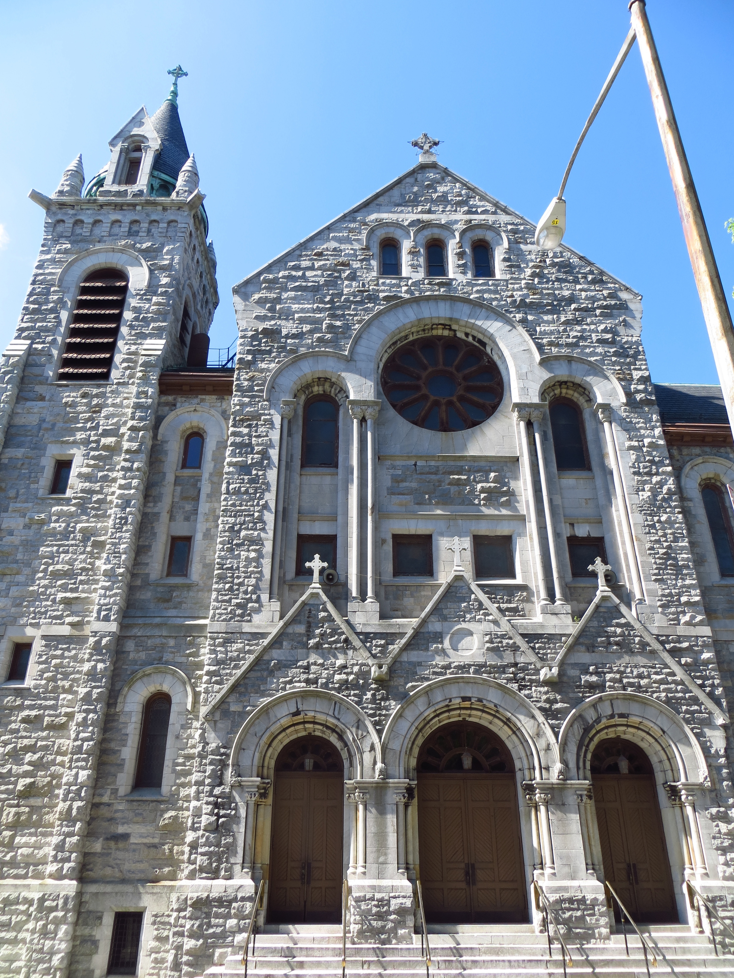 Holy Rosary Church (b. 1884)