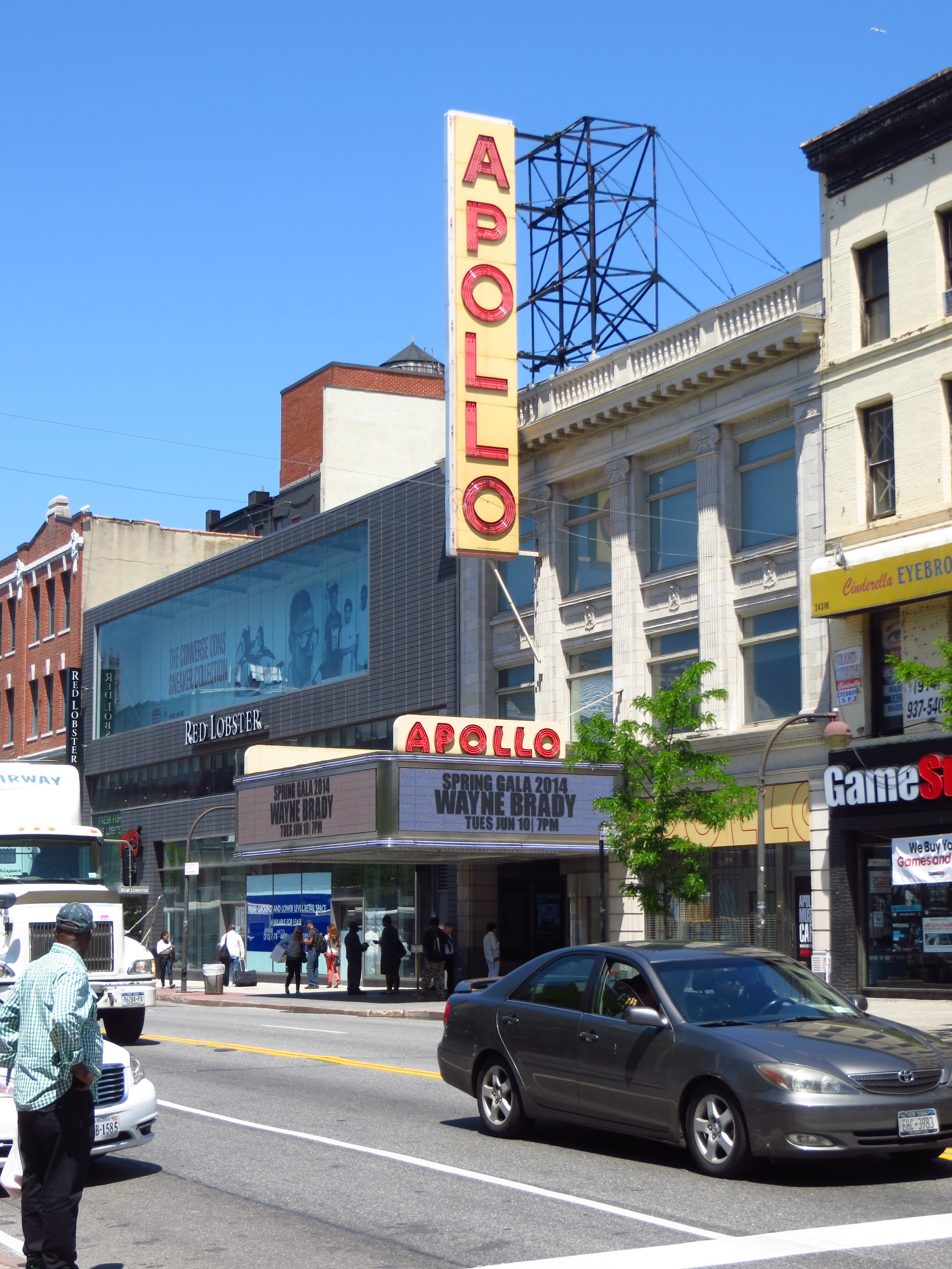 Wayne Brady at the Apollo Theater