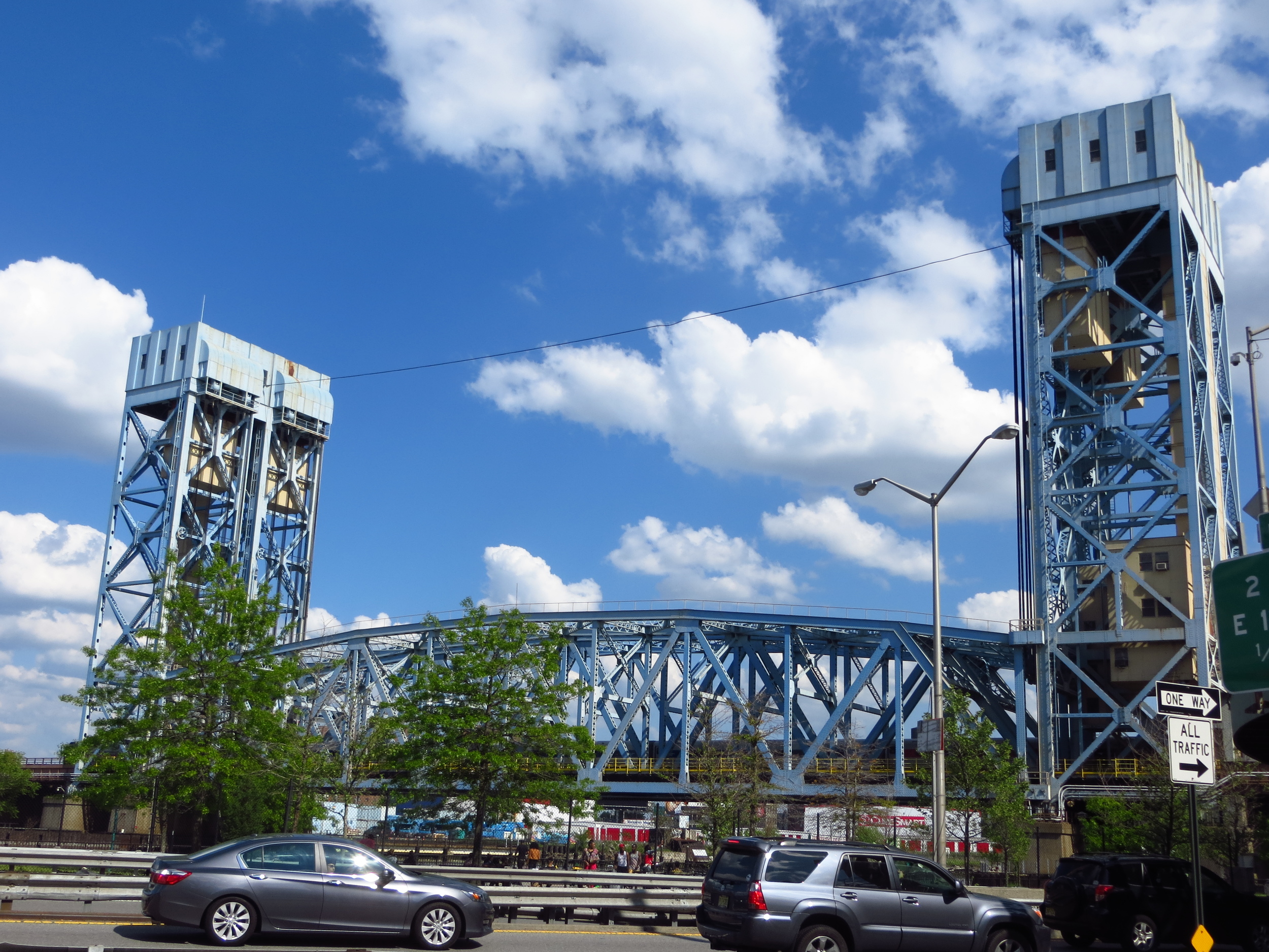 Rail bridge