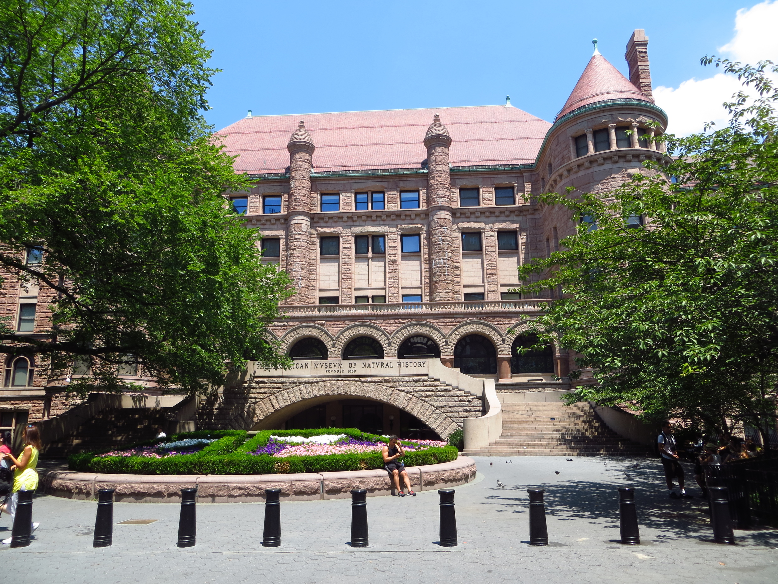 American Museum of Natural History (south entrance)