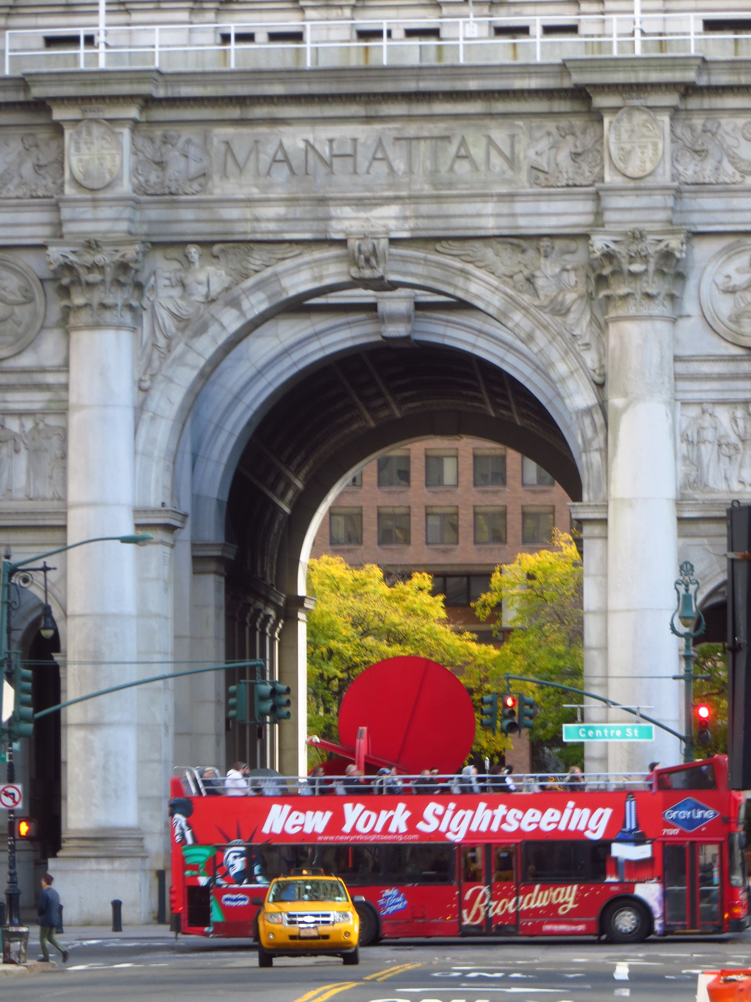 Manhattan Municipal Building archway