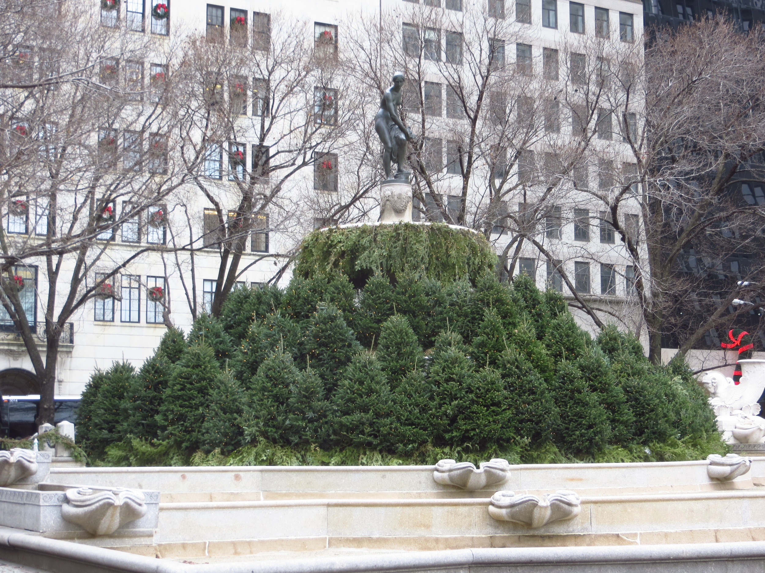 Christmas tree fountain
