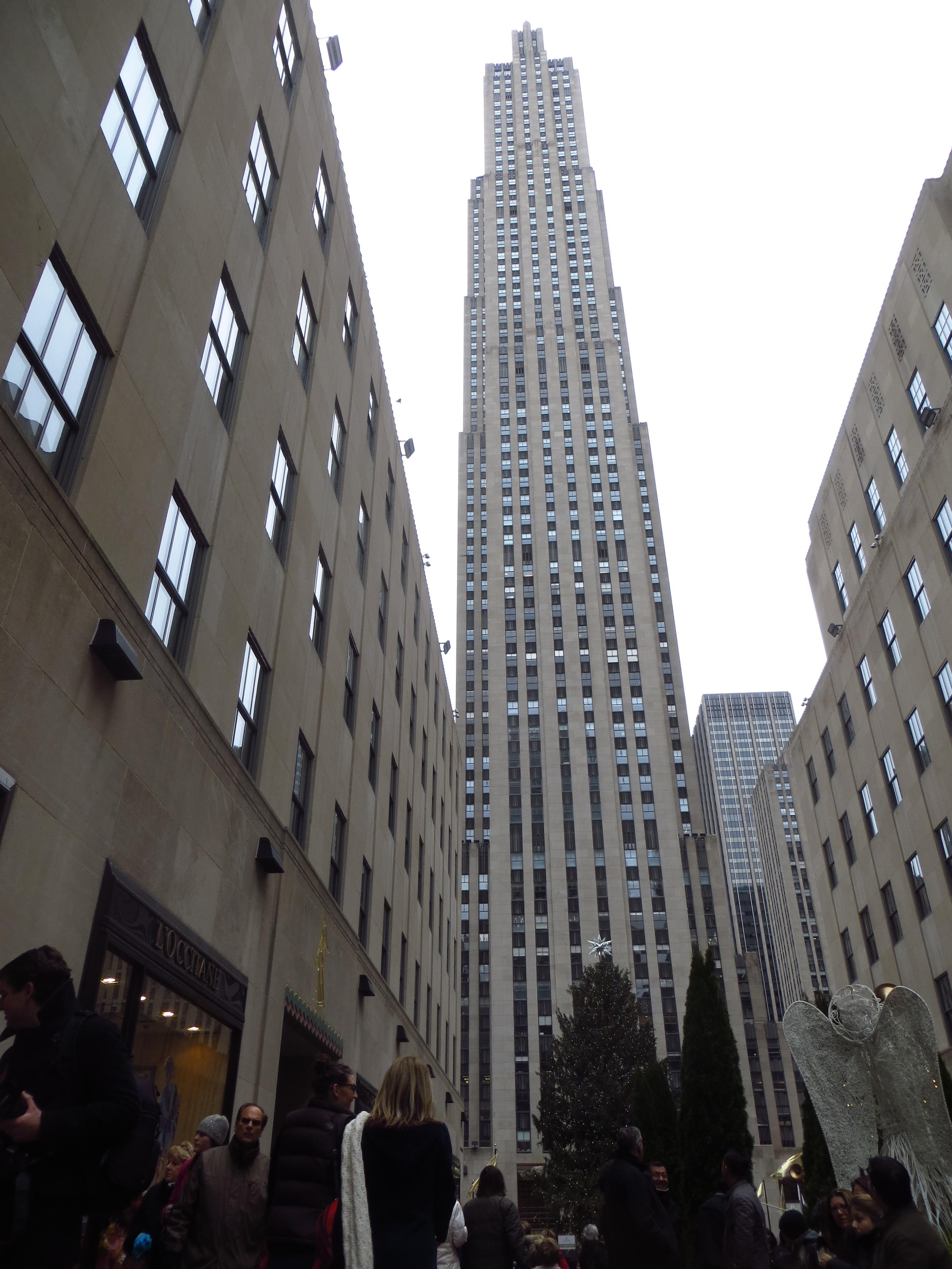 30 Rockefeller Center (b. 1930 - 1939)