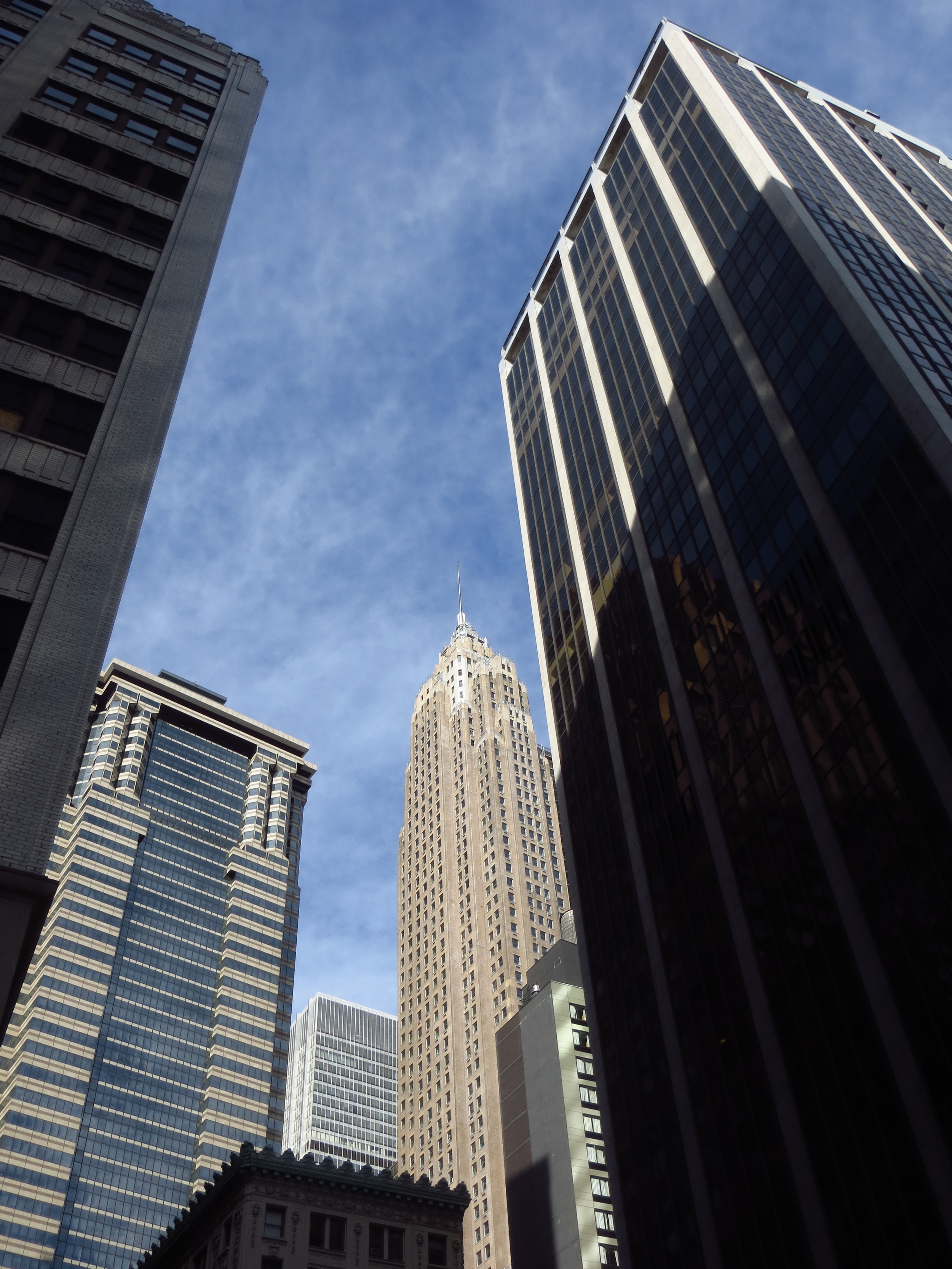 Financial District skyscrapers (70 Pine St. in the center)