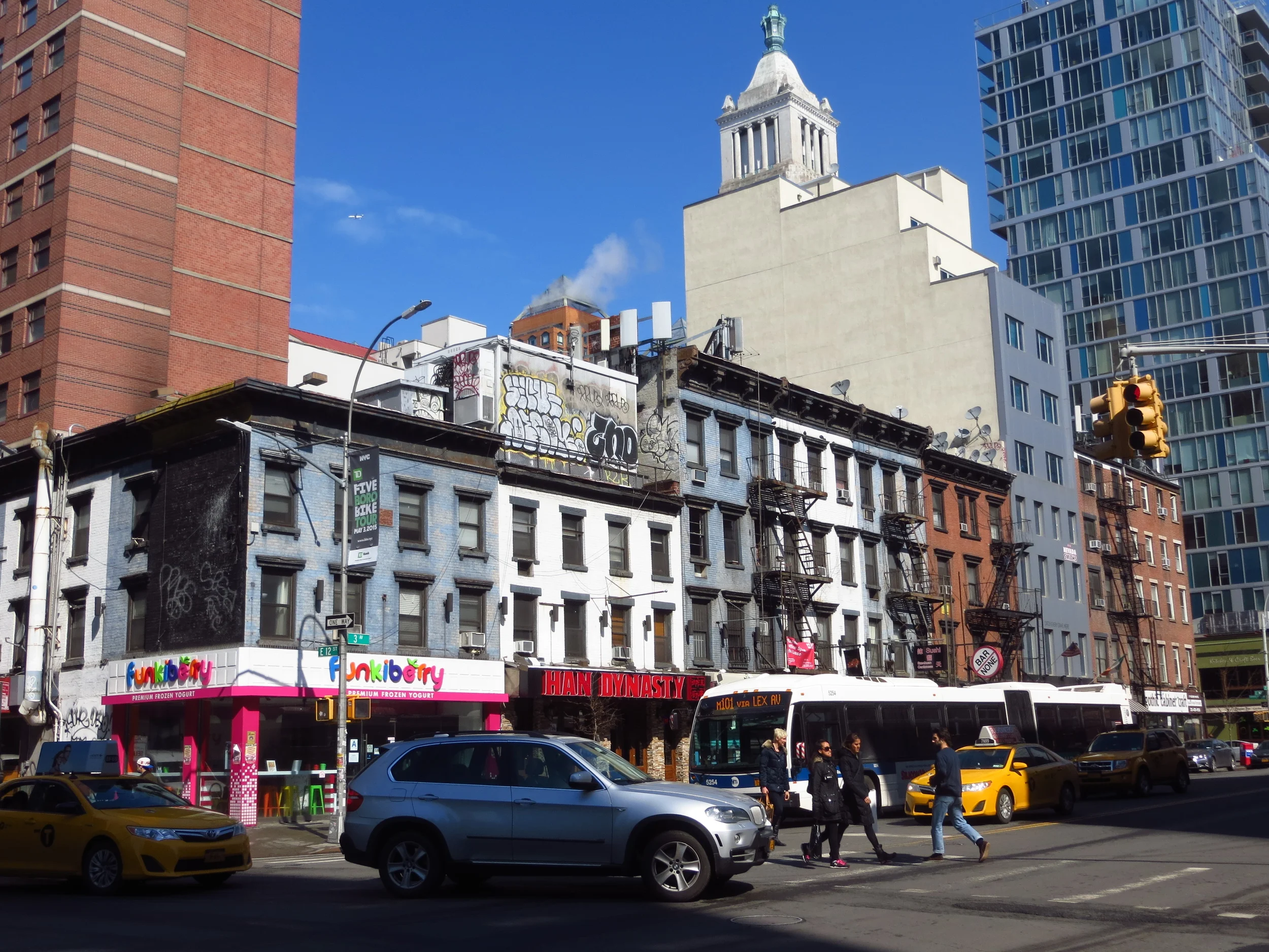 3rd Avenue 2015.03.21 — Walking Manhattan