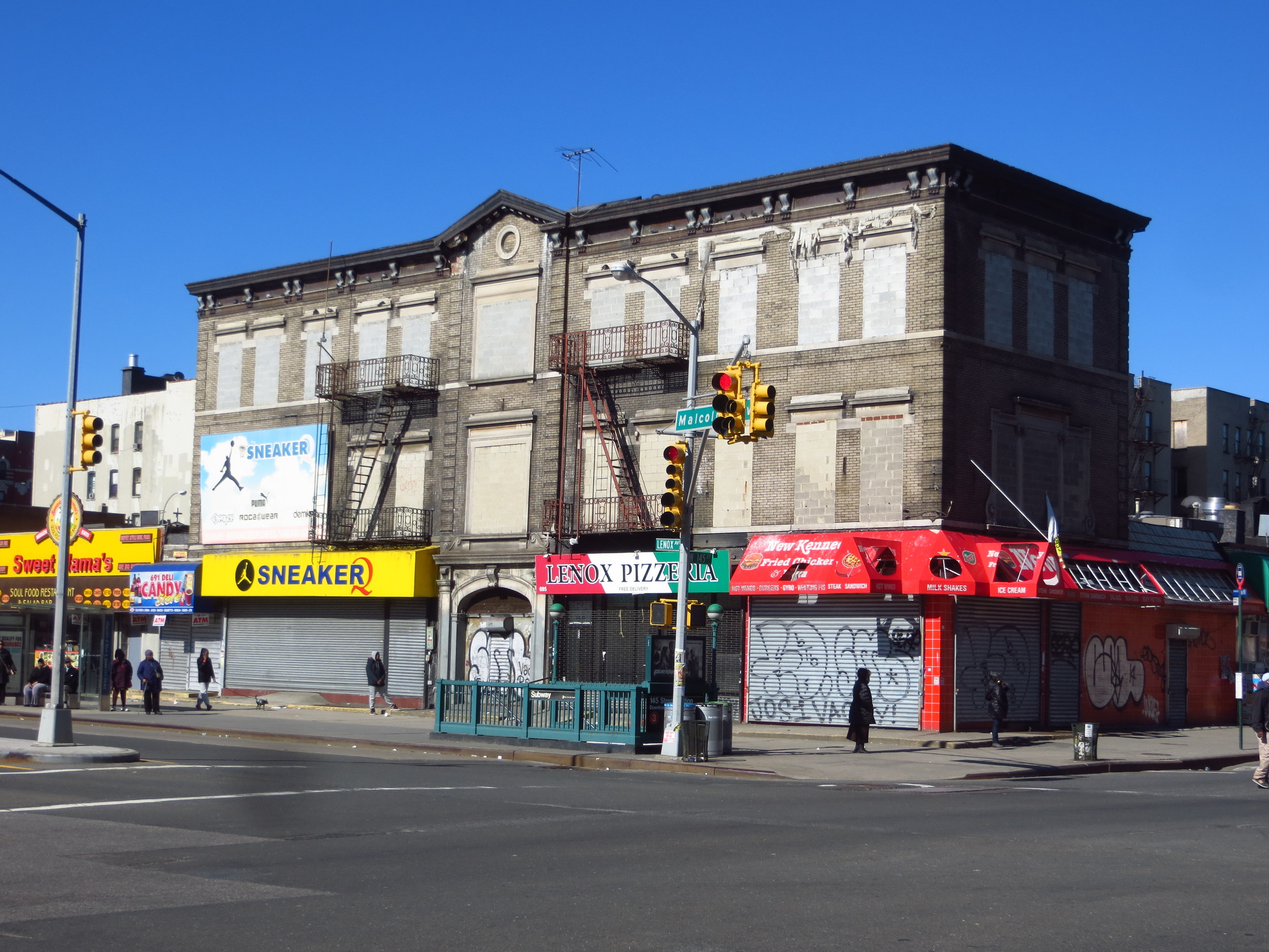 Lenox Pizzeria