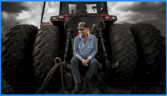 screenshots -Dodge Ram Farmer 5 Farmer on Tractor AWW.jpg