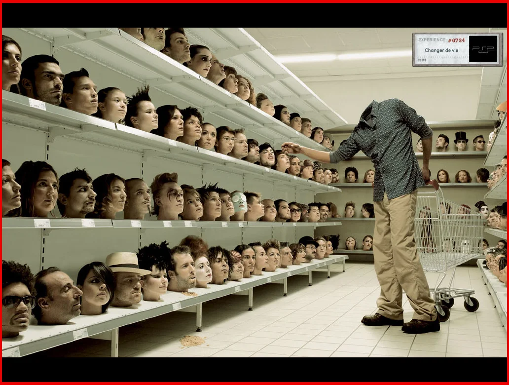 screenshots -Playstation Heads on shelf AnWW.JPG