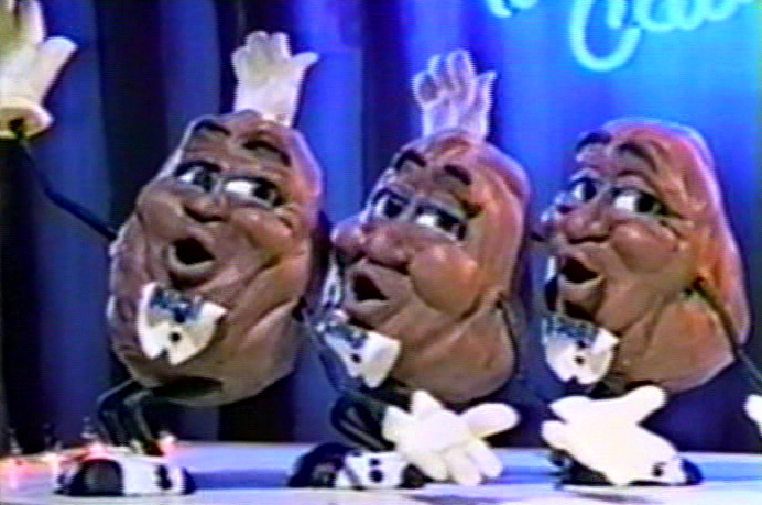 14 screenshots -California Raisin Board Grapevine AWW corrected.jpg