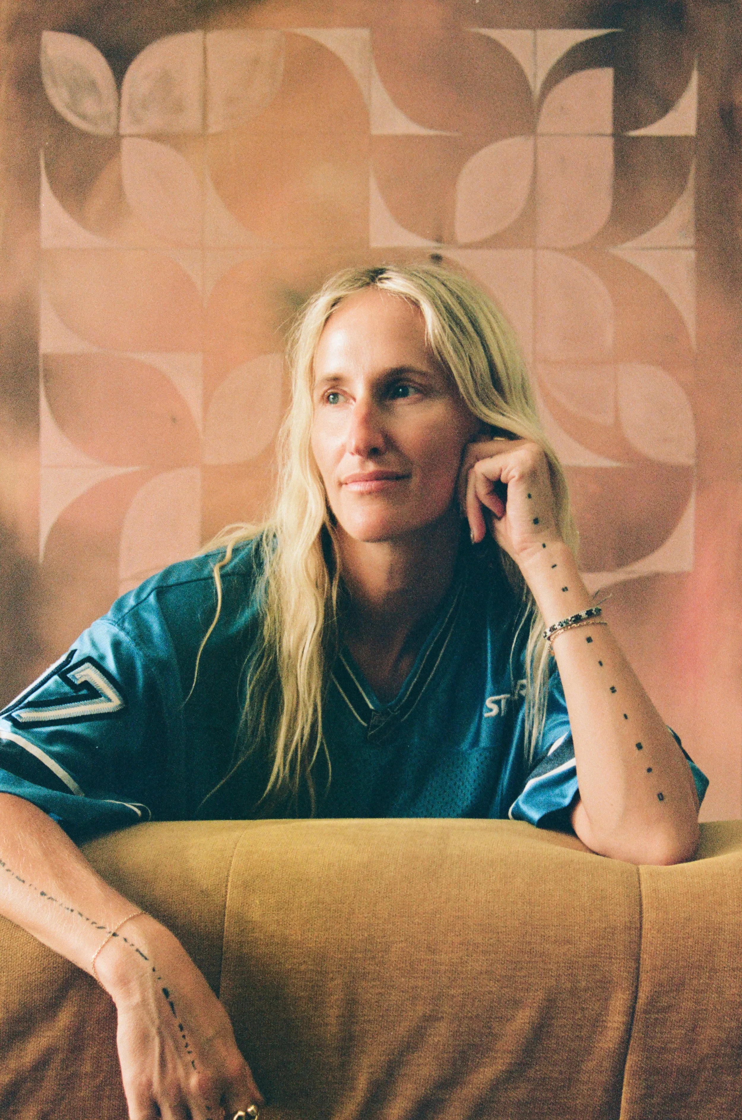 Hannah-Studio-Aug2026-112.jpg