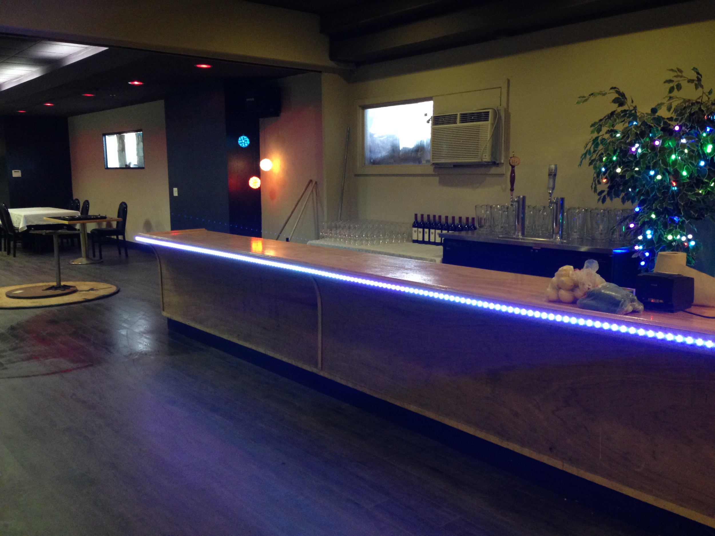 Fully stocked beer and wine bar available
