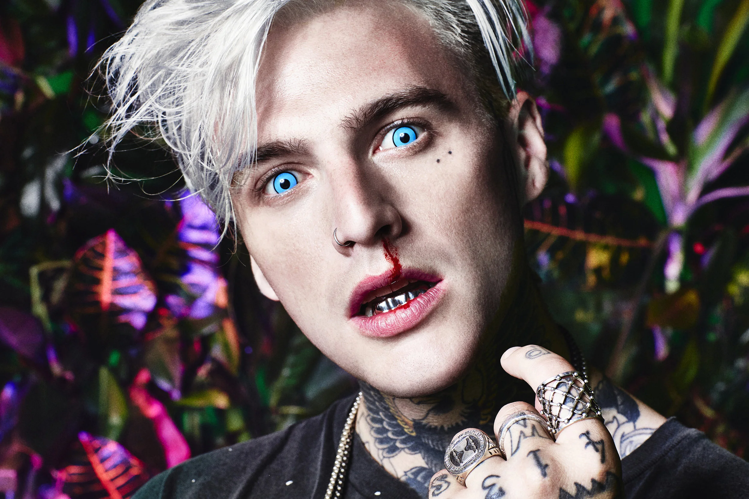 FINAL_MD_+++++160907_HIGHLY SUSPECTxLADYGUNN_SHOT_5_052_V3.jpg