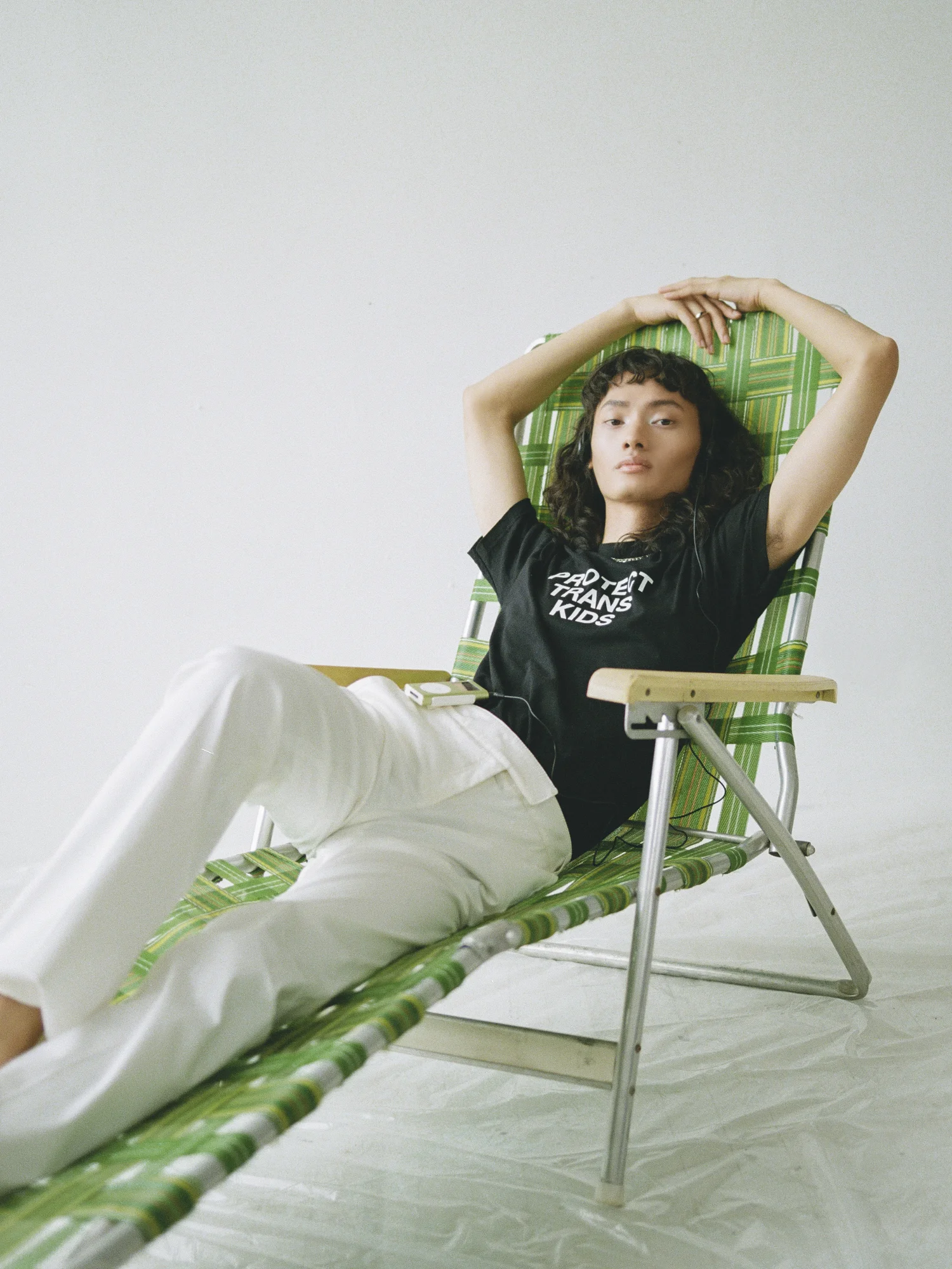 LOOK3_082_000337110016.jpg