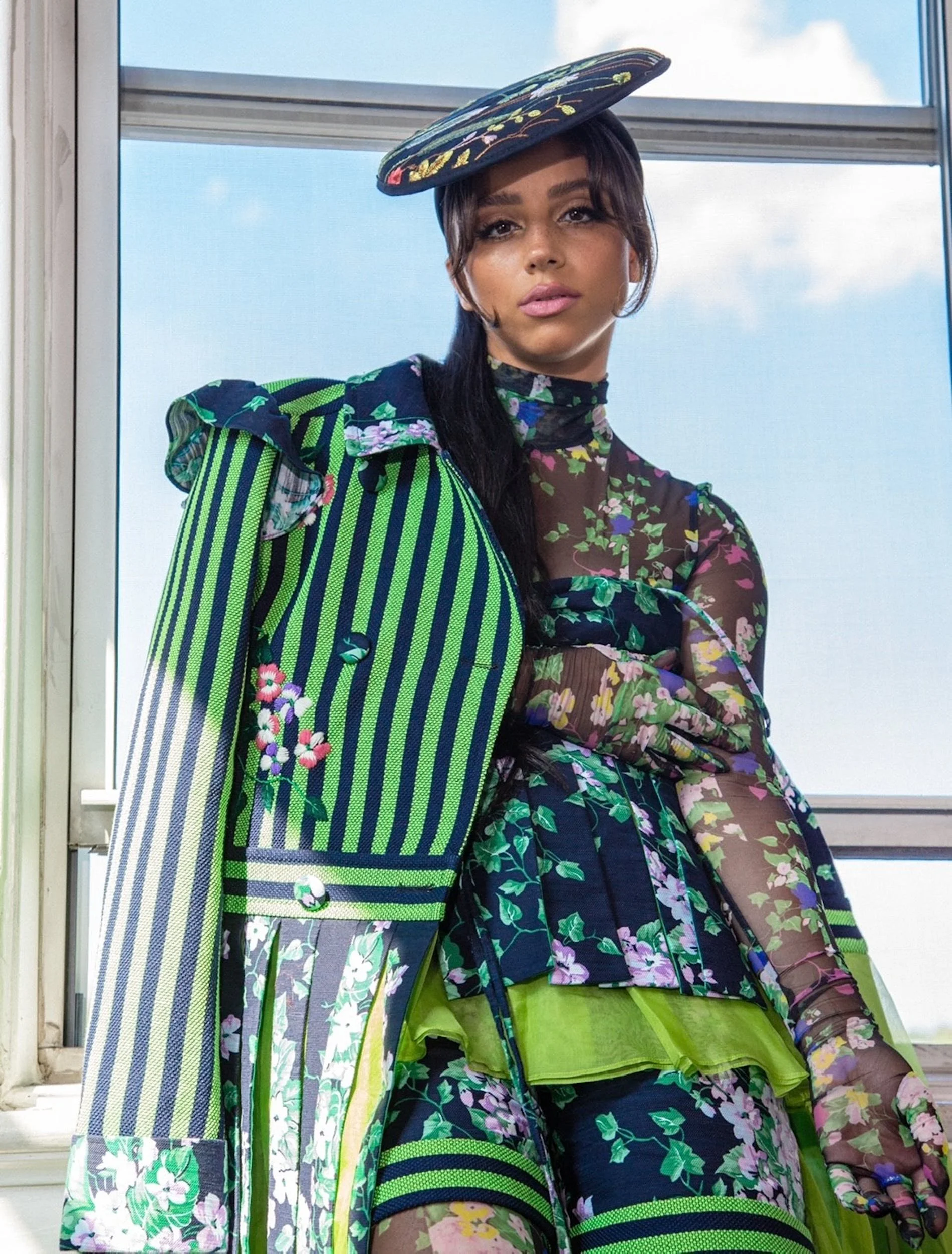 2022 September Kiana Madeira L'Officiel Austria Tommy Makeup 1.jpeg