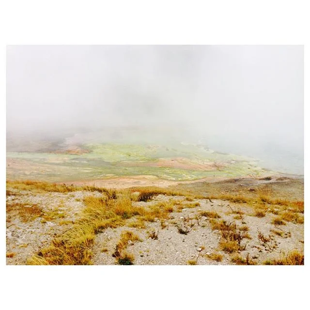 Autumn has arrived and #winteriscoming Get ready for steamy afternoons in #Yellowstonenationalpark #themontanacamp #mtinla #geysersforeons