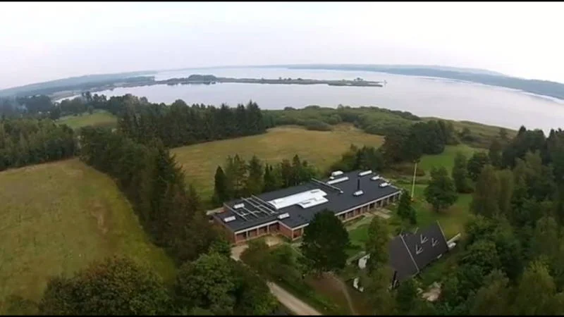 Ømborgen set fra en drone