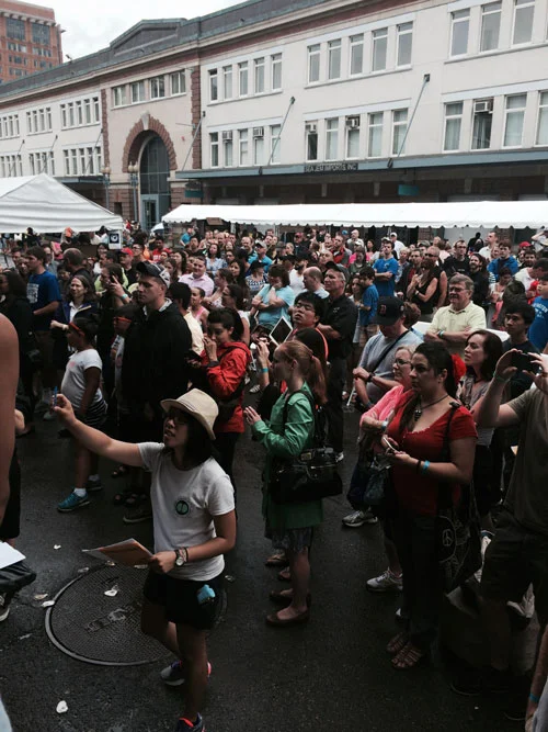 Look at the gathering crowd!