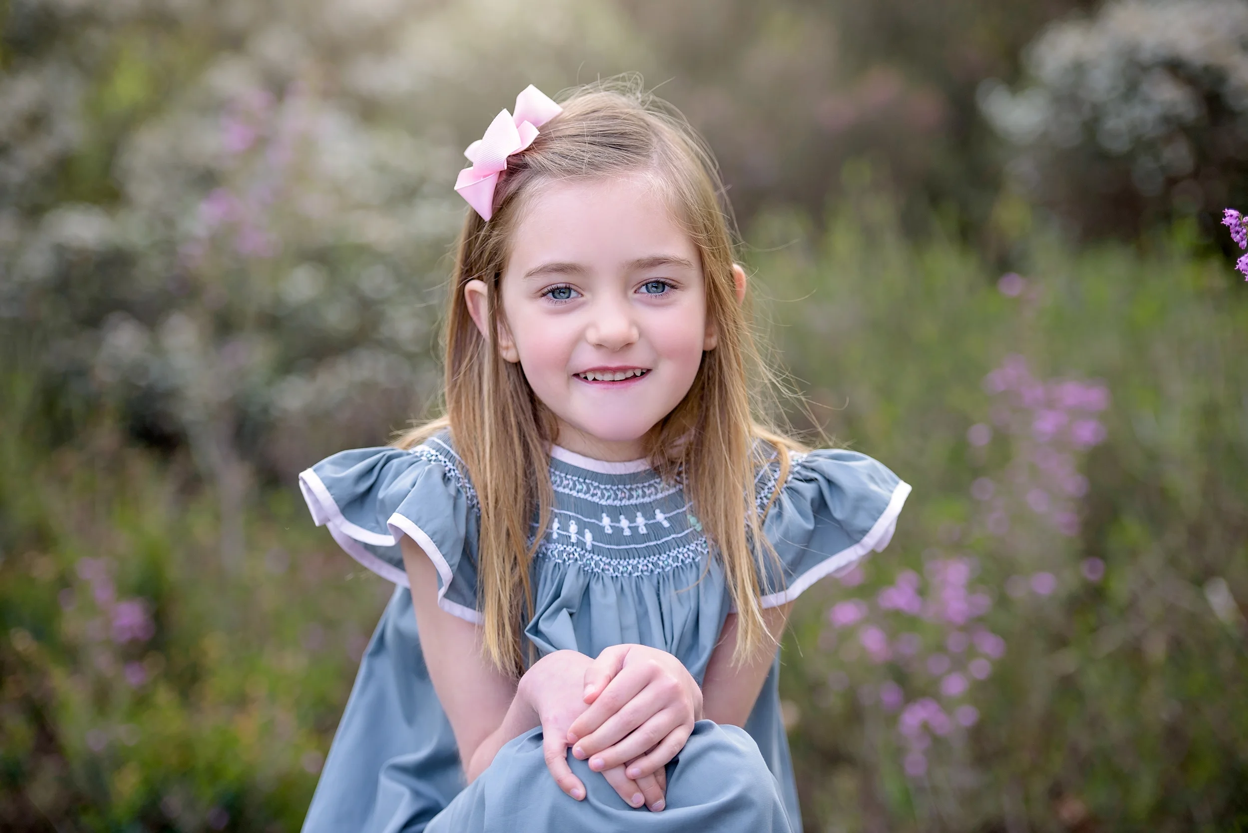 Spring outdoor family portrait session | Chiswick family photographer