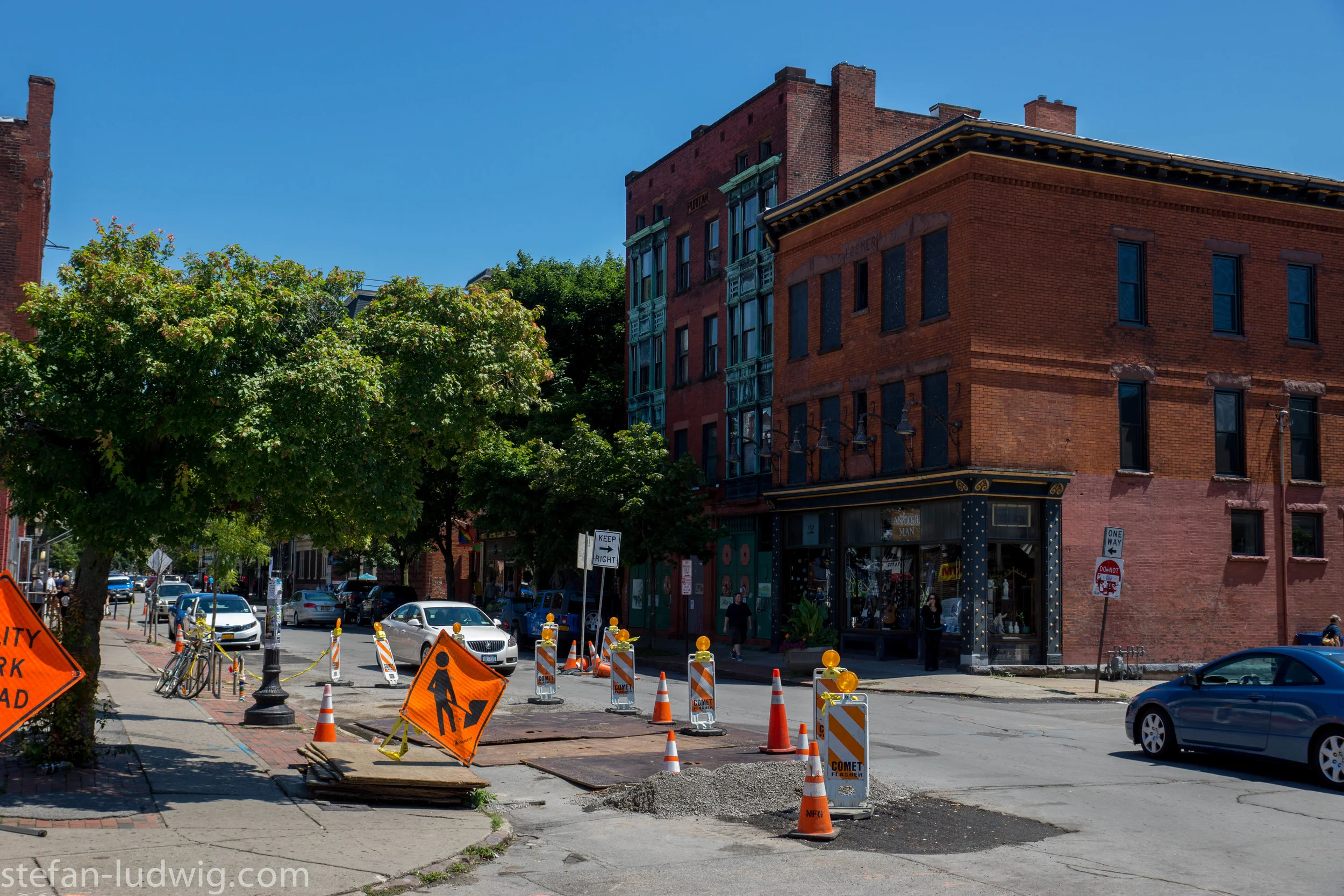 GardenWalk2013-04974.jpg