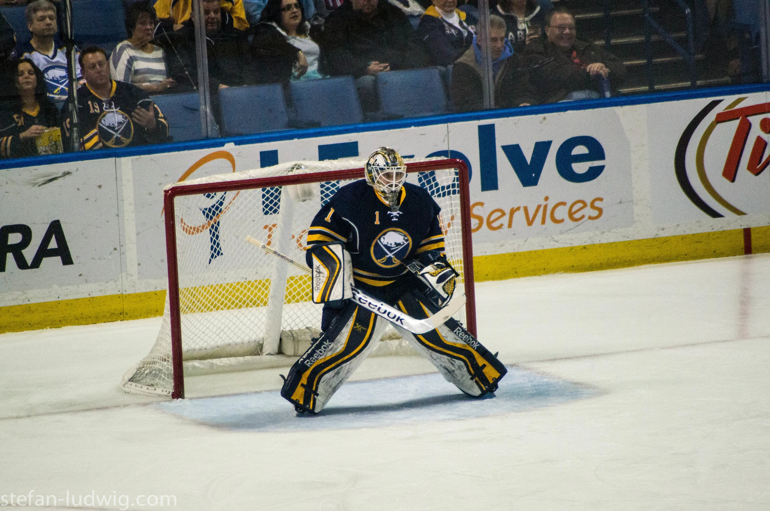 IcehockeySabres-07189.jpg