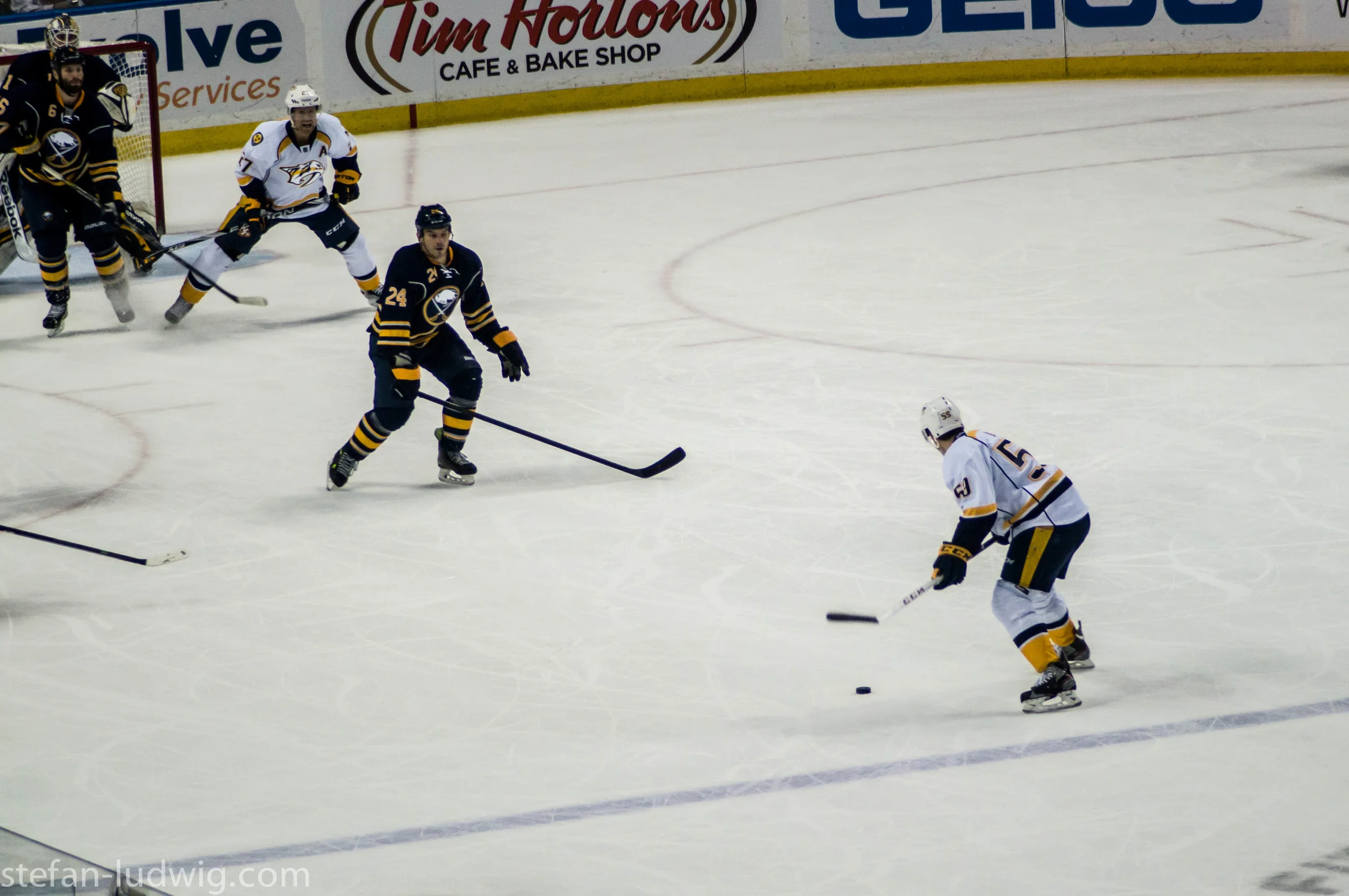 IcehockeySabres-07254.jpg