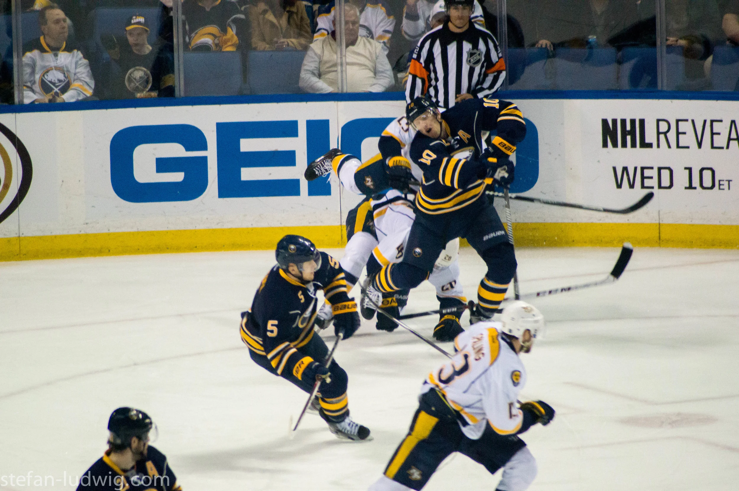 IcehockeySabres-07194.jpg
