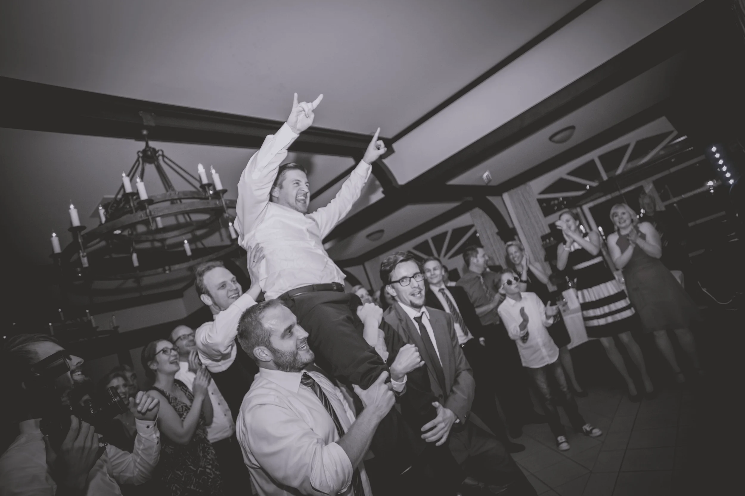 Buffalo-Wedding-Photography-by-Stefan-Ludwig10252014WEB-98.jpg