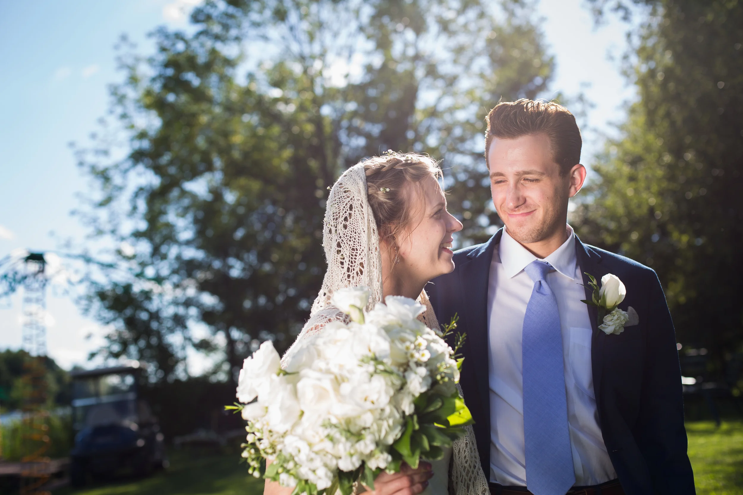 Kara-and-Matt-Buffalo-NY-Stefan-Ludwig-Photography-Depew-Joesephy-Country-Manor-300.jpg