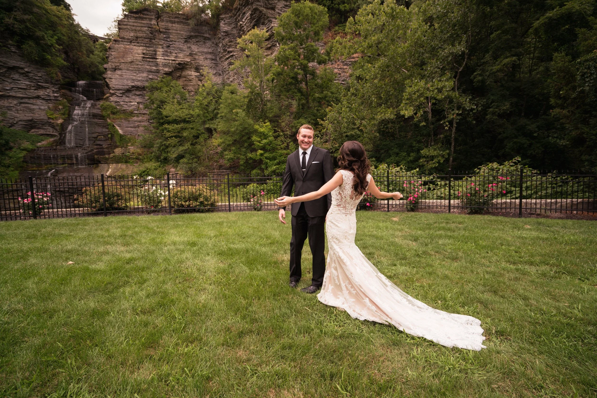 Taylor and Alyssa at Villa Bellangelo by Stefan-Ludwig-Photography-Buffalo-NY-16-x.jpg