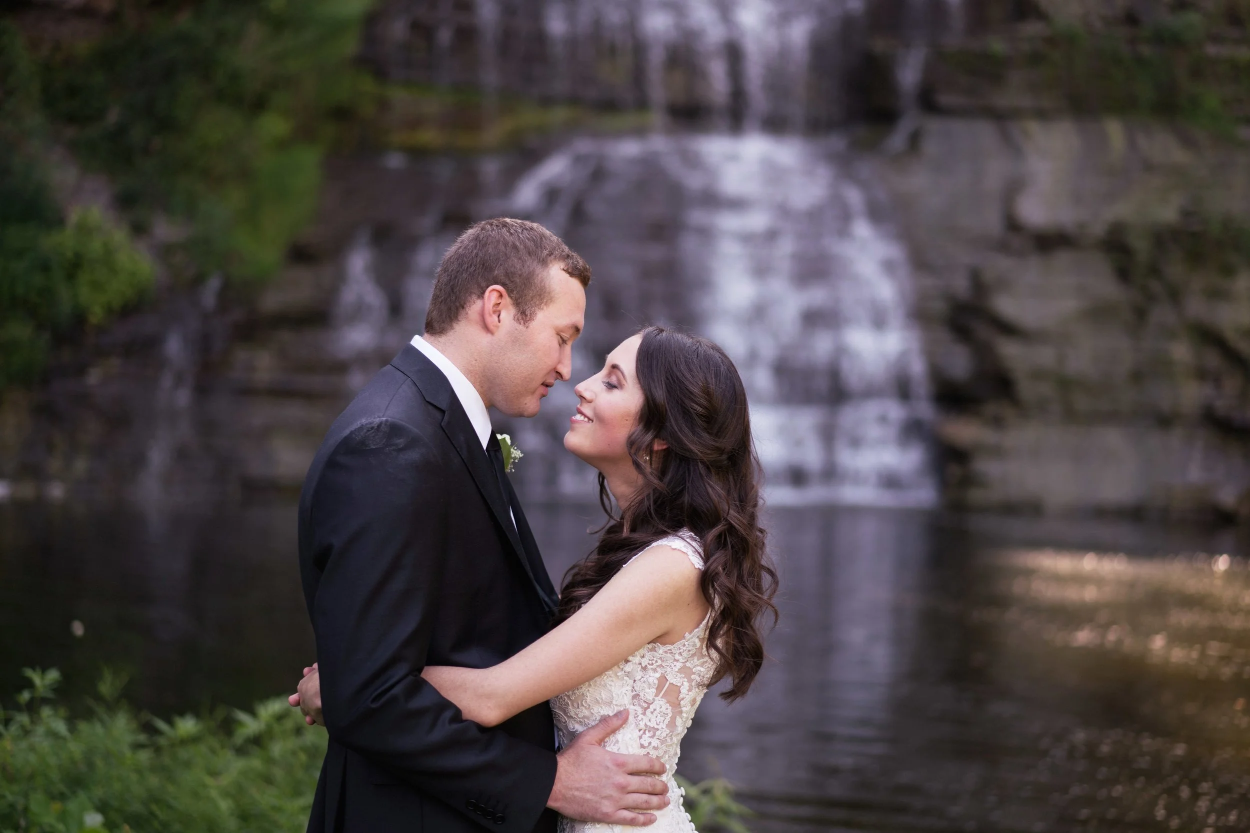 Taylor and Alyssa at Villa Bellangelo by Stefan-Ludwig-Photography-Buffalo-NY-232-x.jpg