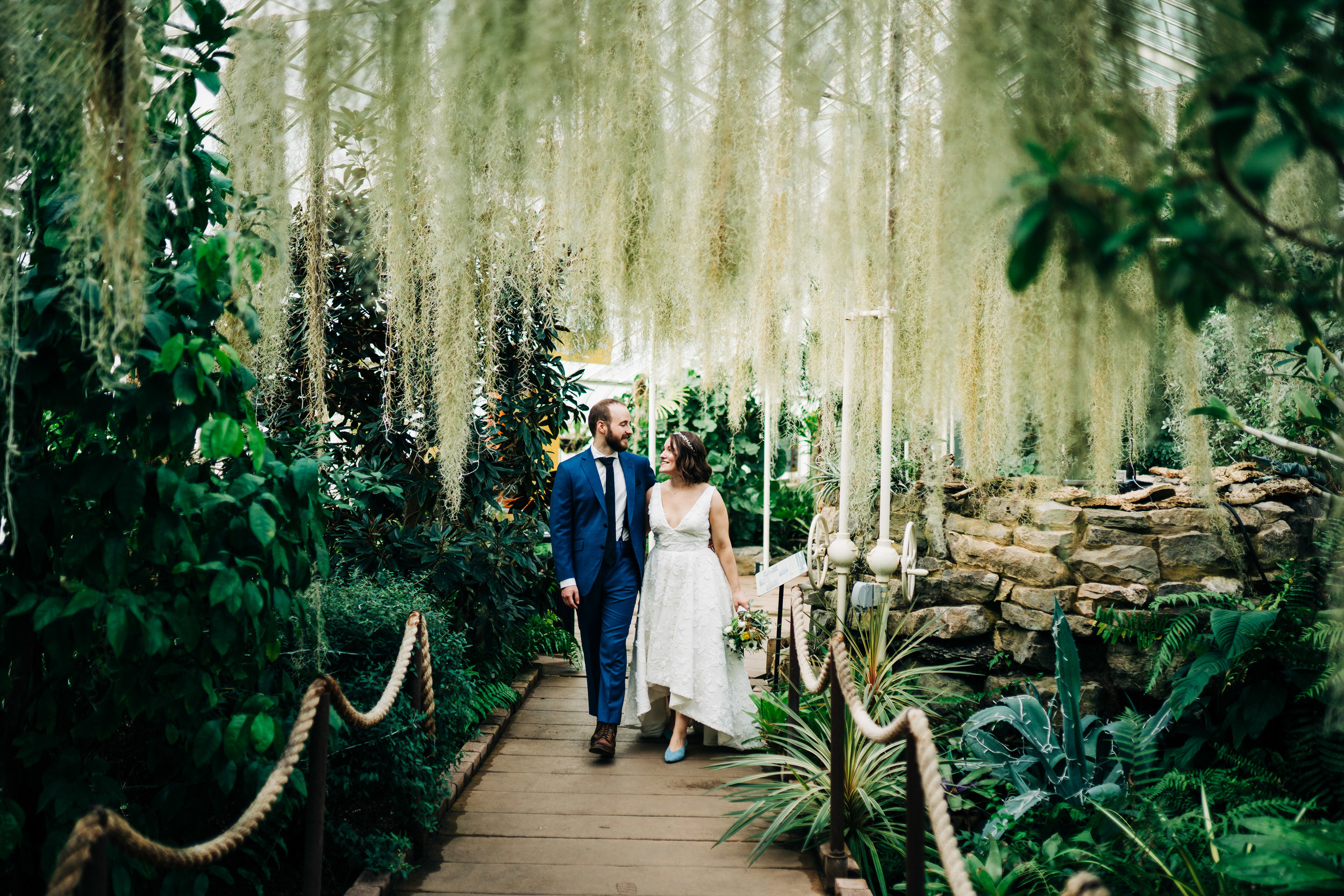 Megan and Scott Wedding Photography at Buffalo NY Botanical Gardens by Stefan Ludwig Photography-126.jpg