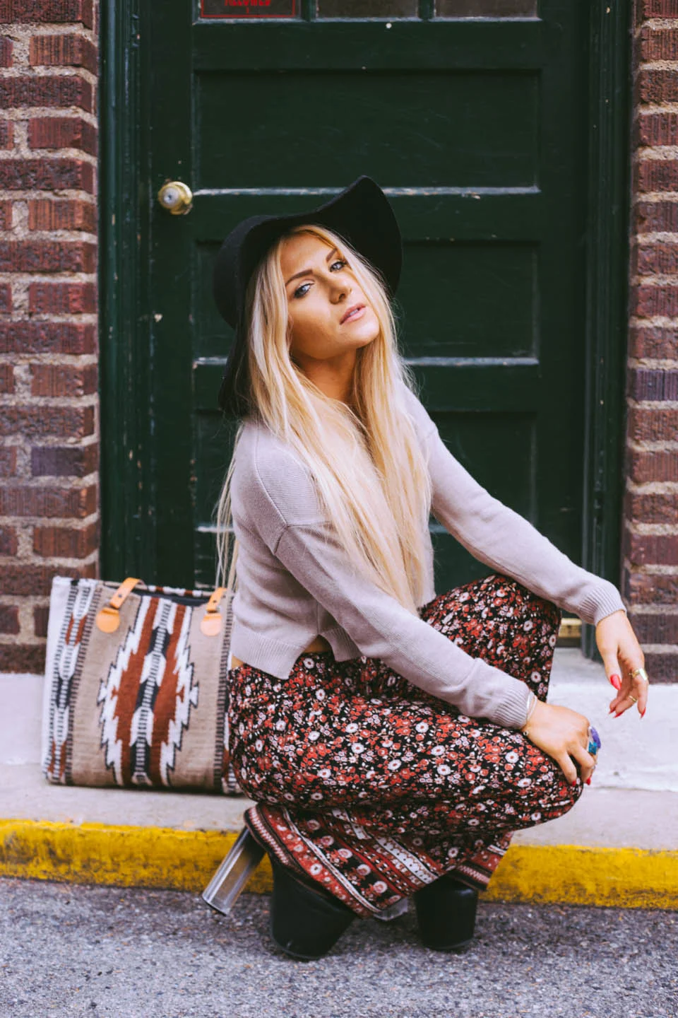 Photos by BAG: Agate Mermaid OUTFIT: Forever 21 SHOES: Unif 