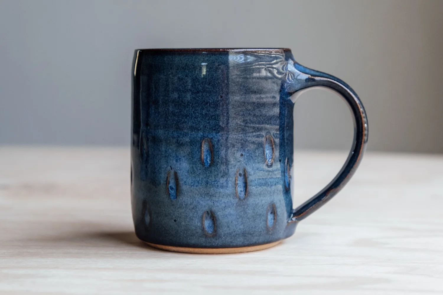 Teardrop Mug - Seaside $16.50 Wholesale | $28 MSRP Approx. 3.75" tall x 3.25" wide, 12 oz