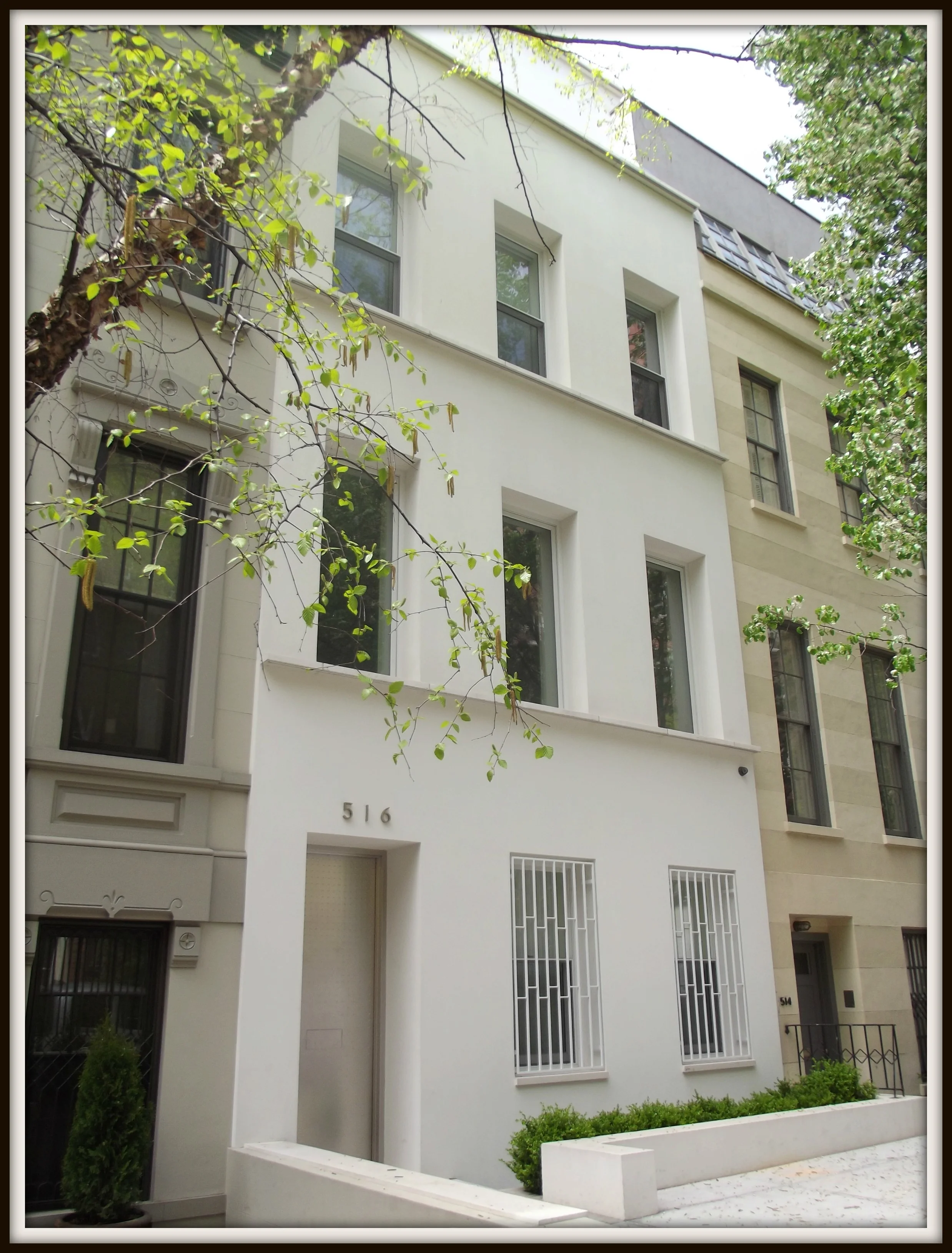 516 East 89th, NYC
