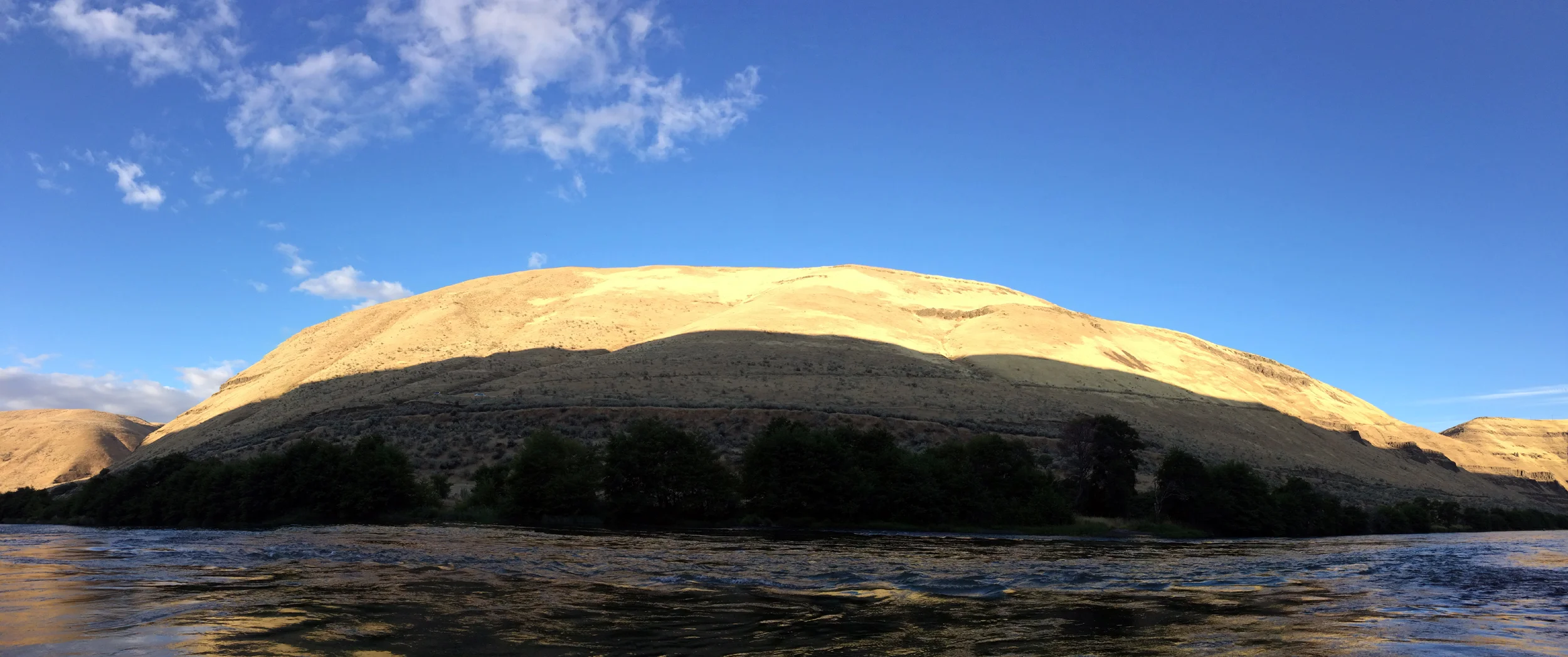 Cool July morning on the Lower Deschutes River. Prime time to swing floating lines for summer steelhead.