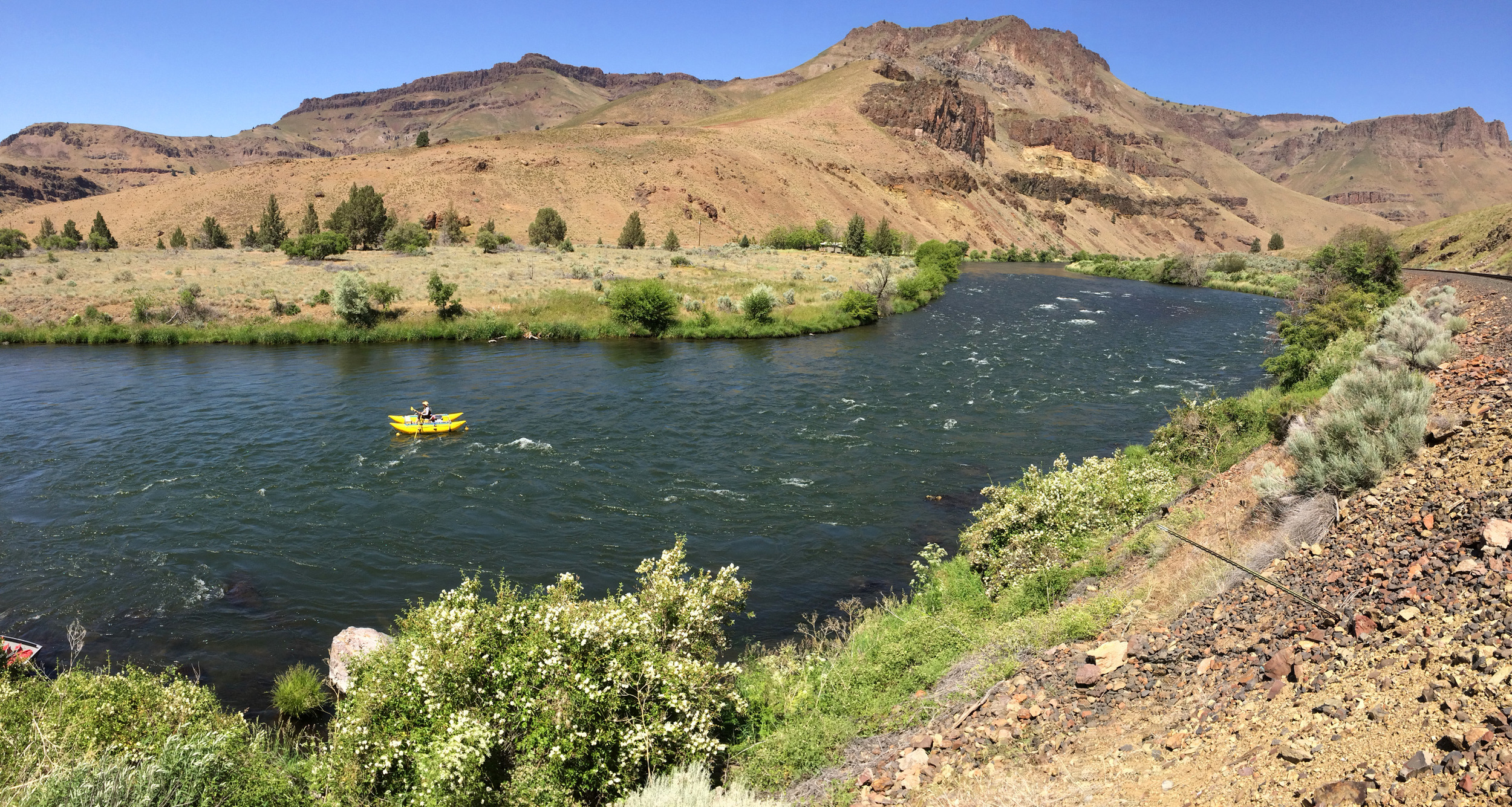  Drifting the Deschutes. &nbsp;Life is good! 