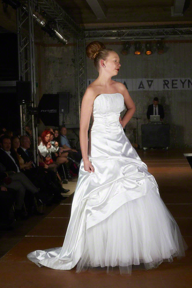 Laila av Reyni Fashion Show – öSTRöM 2013