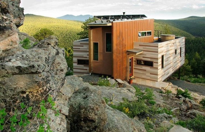 shipping-container-house.jpg
