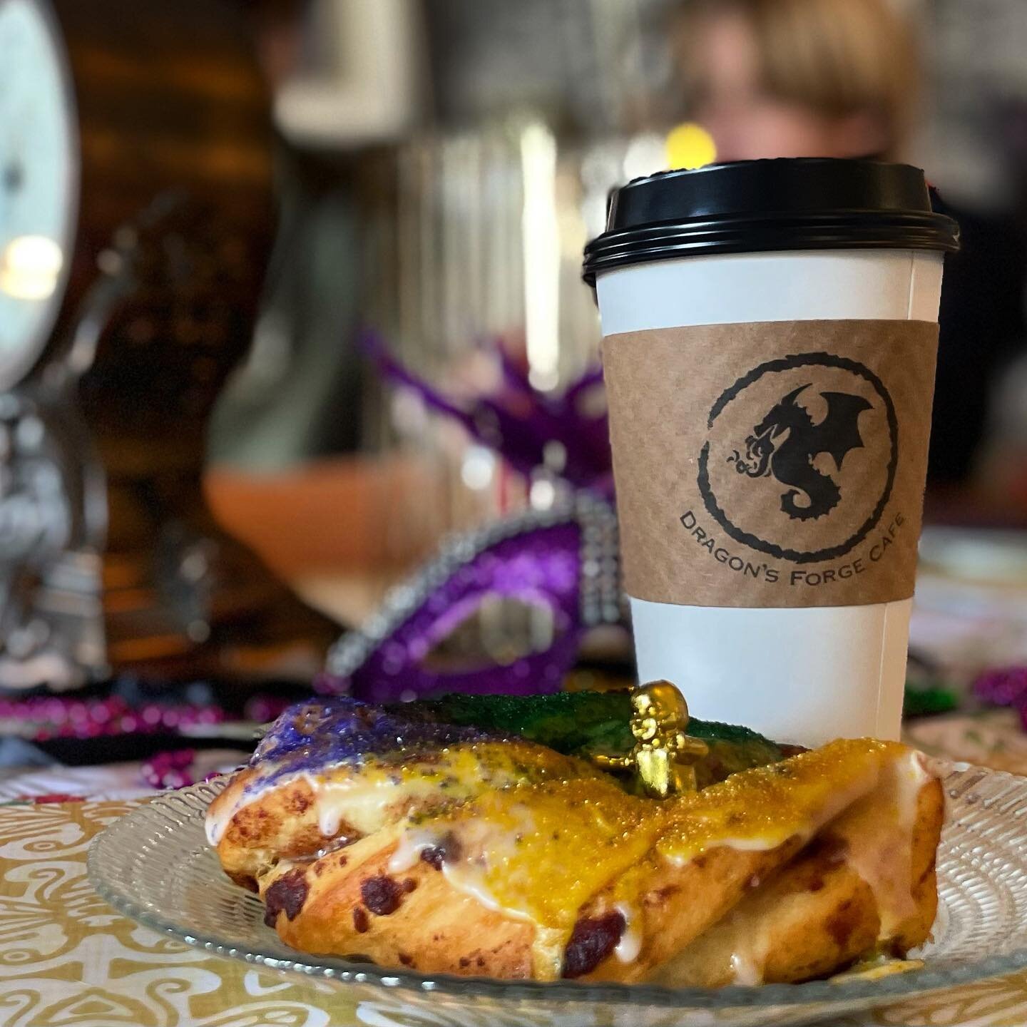 The best way to start the weekend is to hit the trail! 
.
.
📍@dragonsforgecafe opens at 11:00 today!
.
.
#CraftCoffeeTrail #CraftCoffee #DrinkCoffee #DrinkLocal #BrewLocal #SupportLocal #DowntownHsv #DowntownHuntsville #exploredowntown #ihearthsv #v