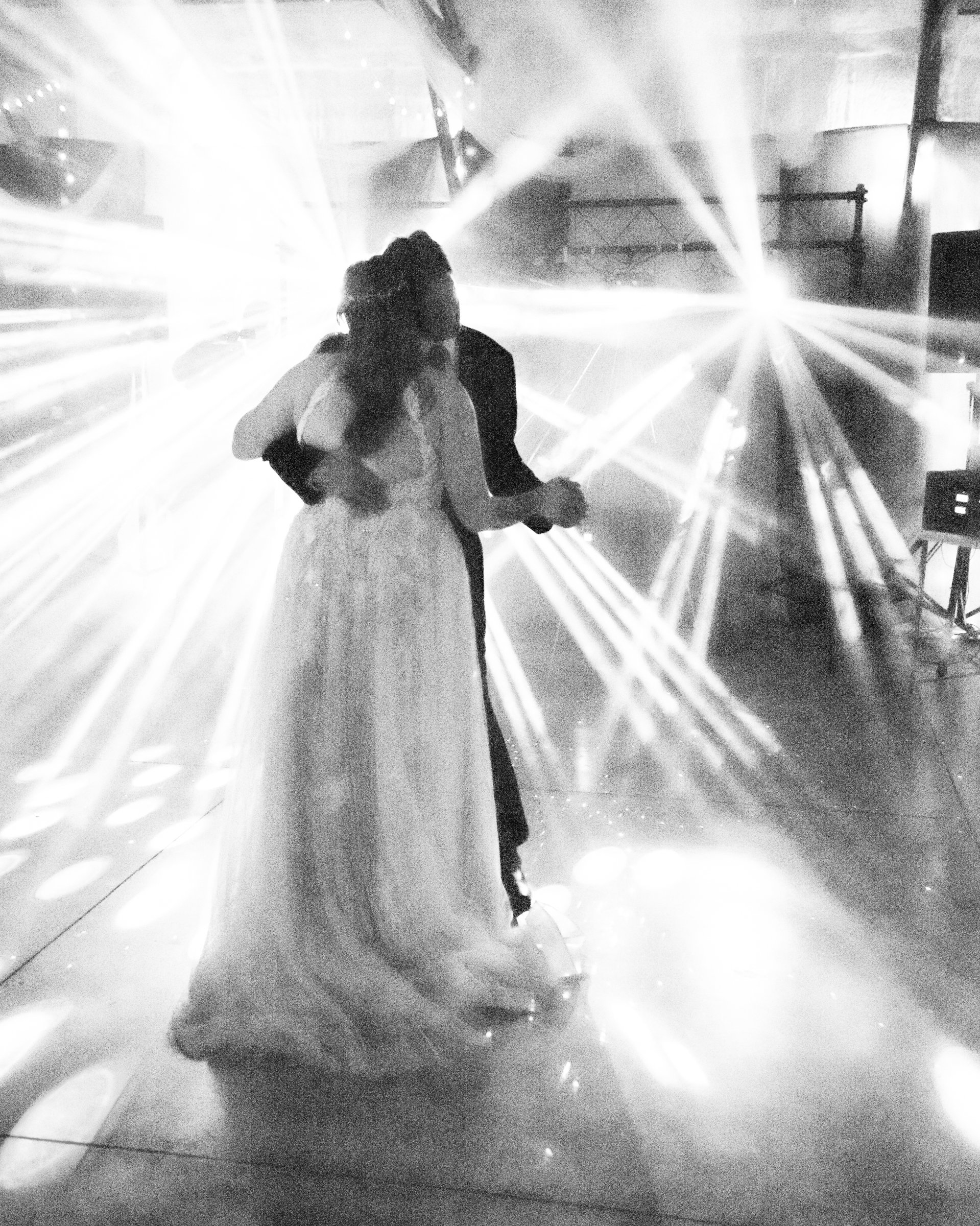 240421_kister_erin_andrew_wedding_photos_black_and_white_for_web_009.jpg