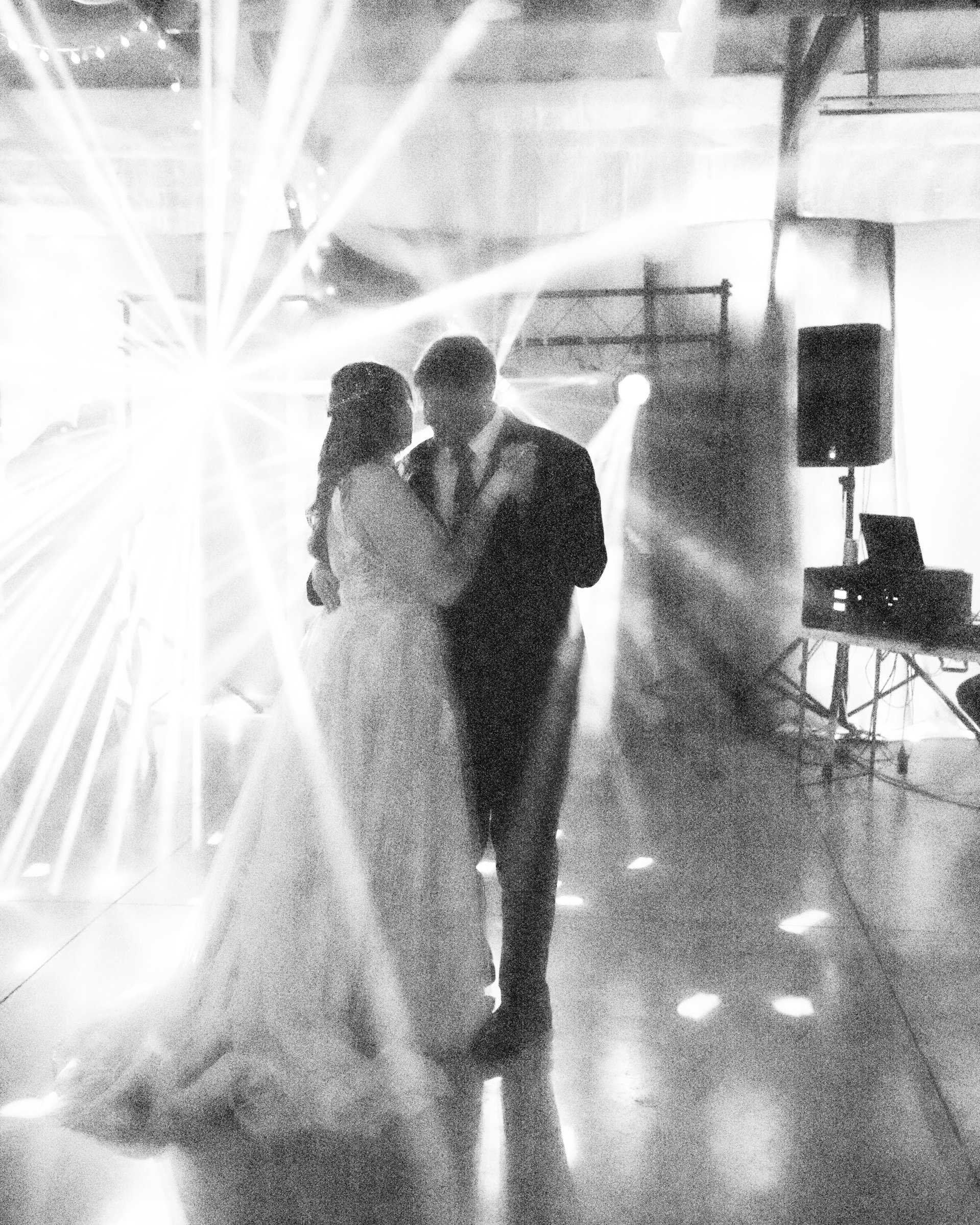 240421_kister_erin_andrew_wedding_photos_black_and_white_for_web_010.jpg